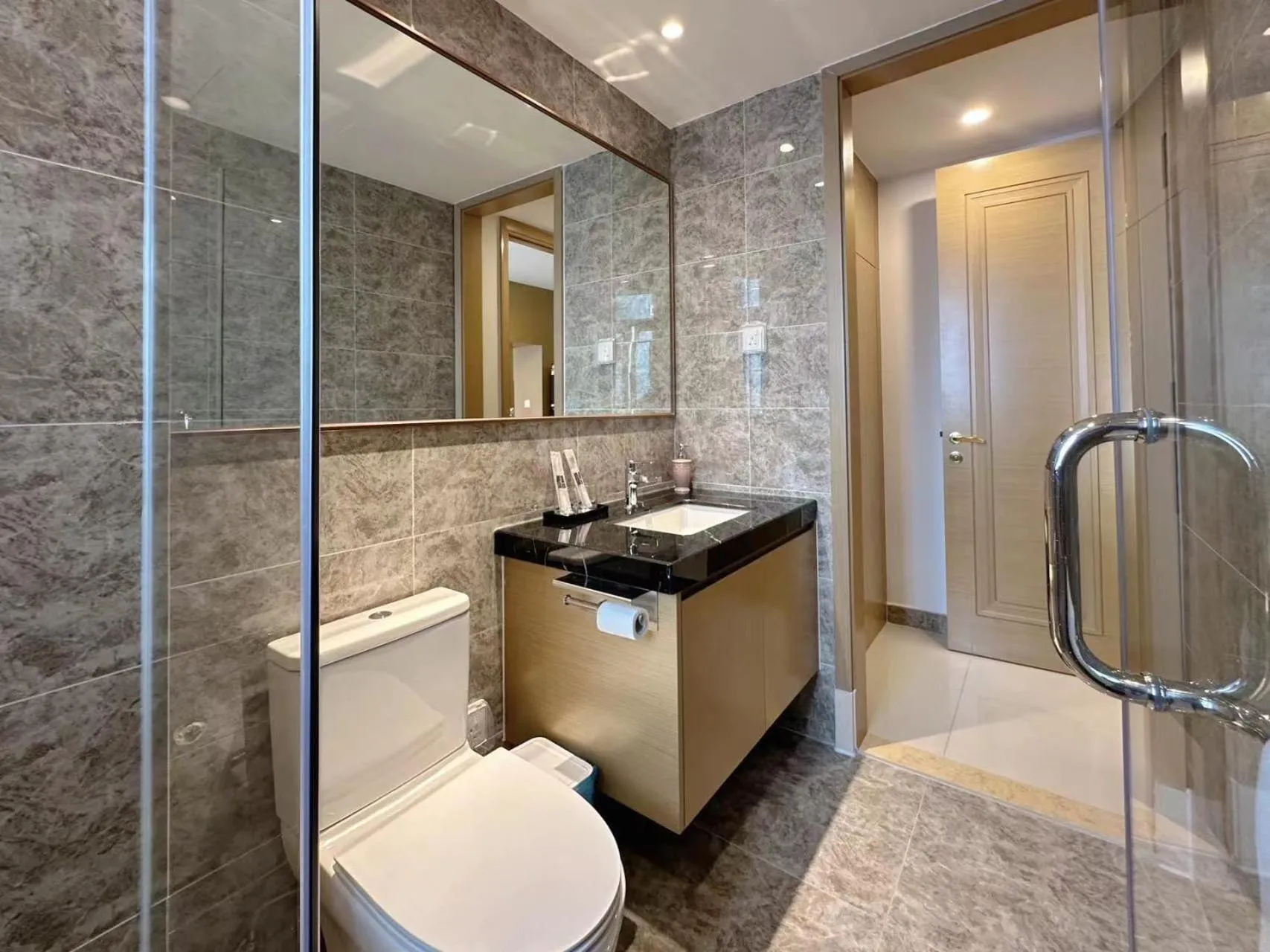 R&F Princess Cove Superior Homestay Nearby CIQ By Han Lin Sojourn