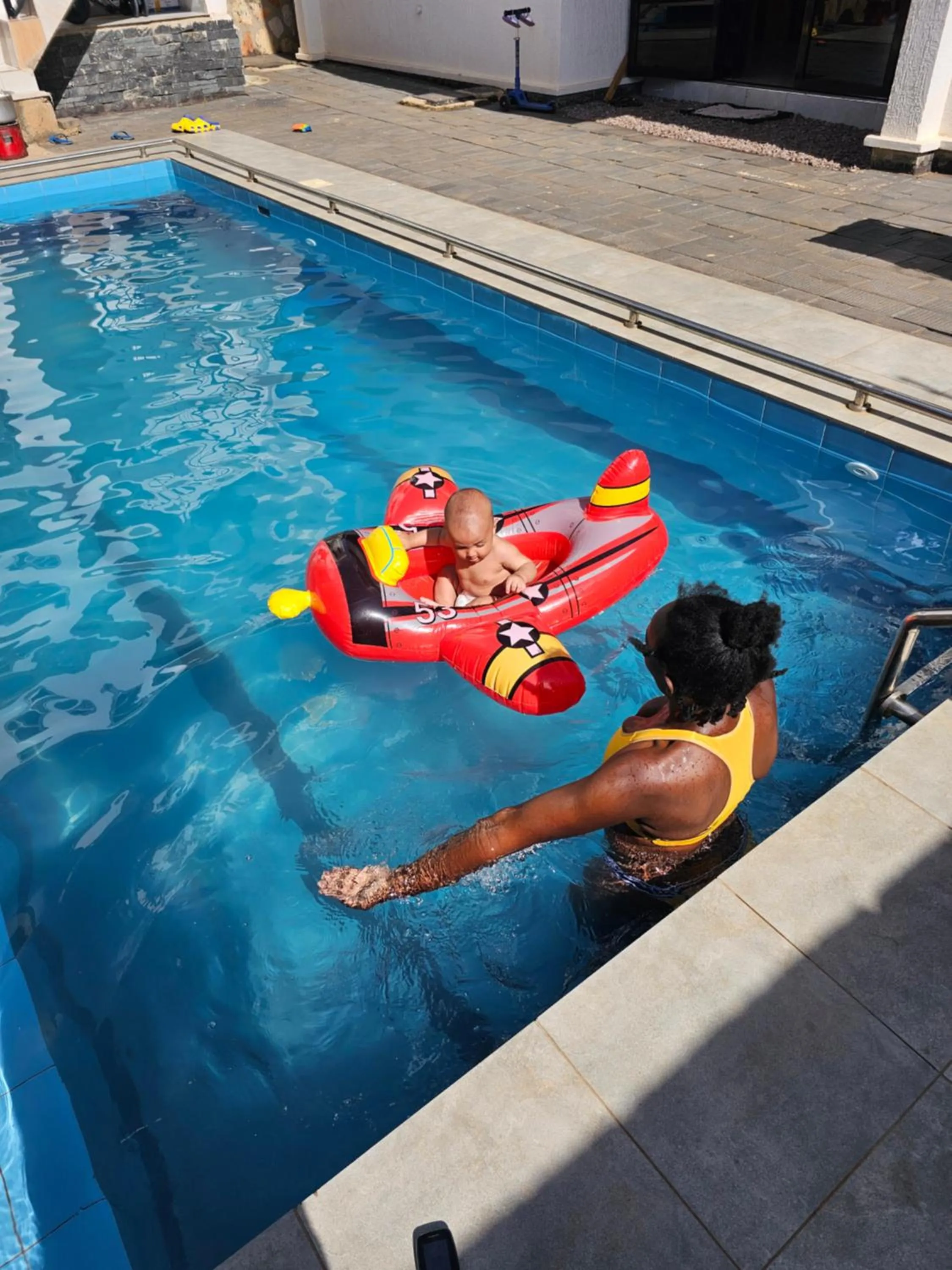 Swimming pool in Muguet by the Ibiscot
