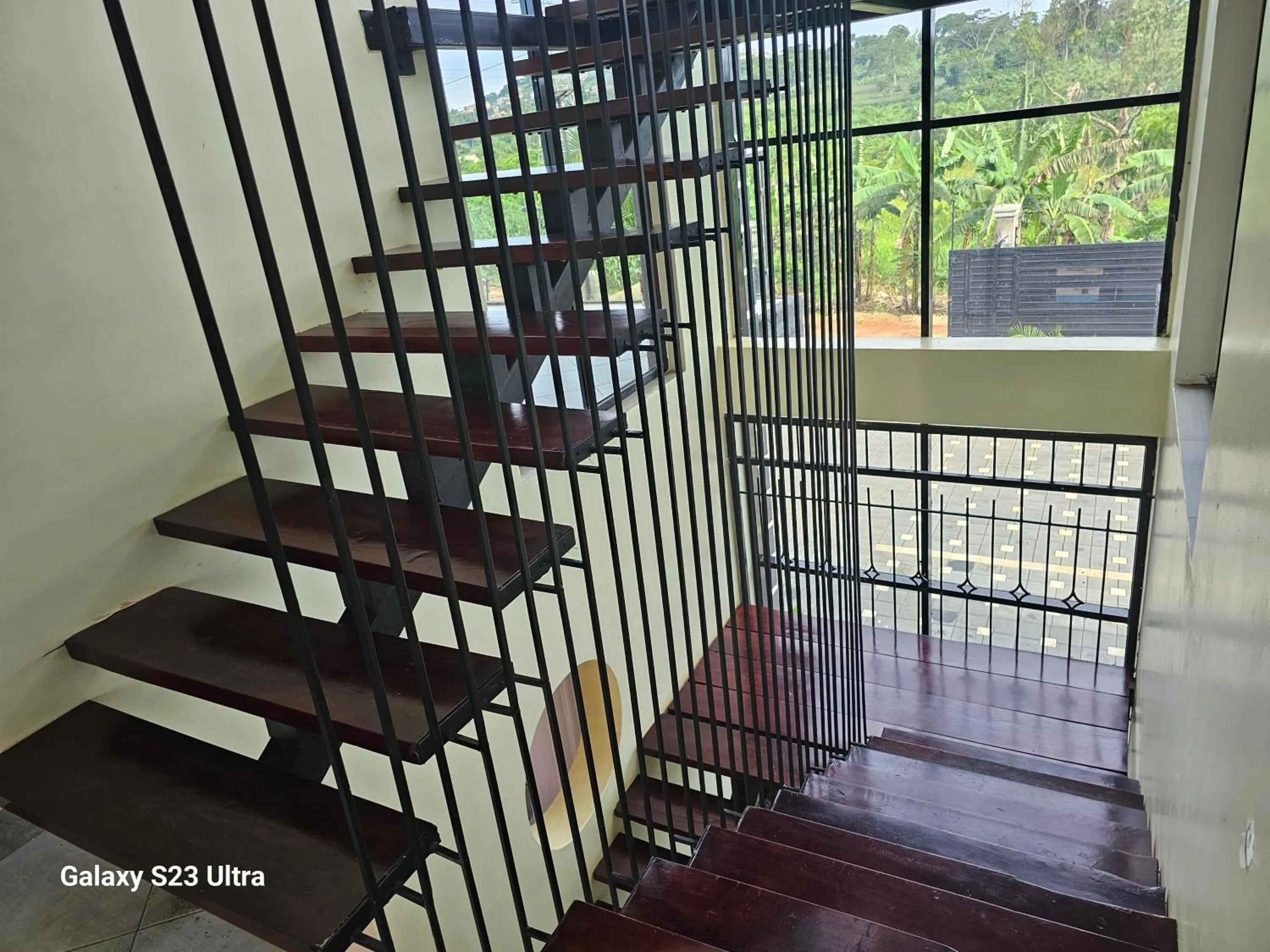 Restaurant/places to eat in Muguet by the Ibiscot