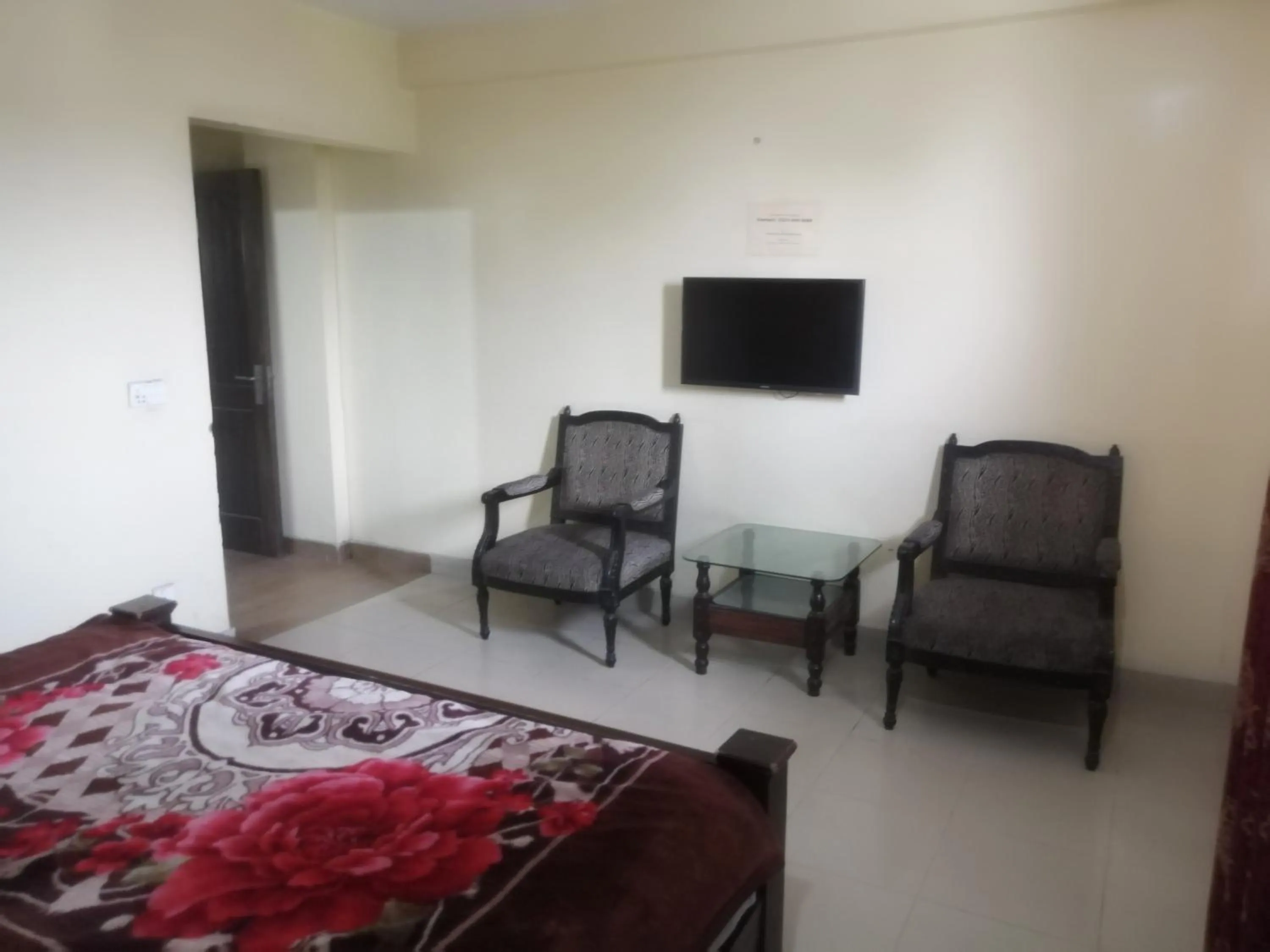 Bed in Fortville Hotel