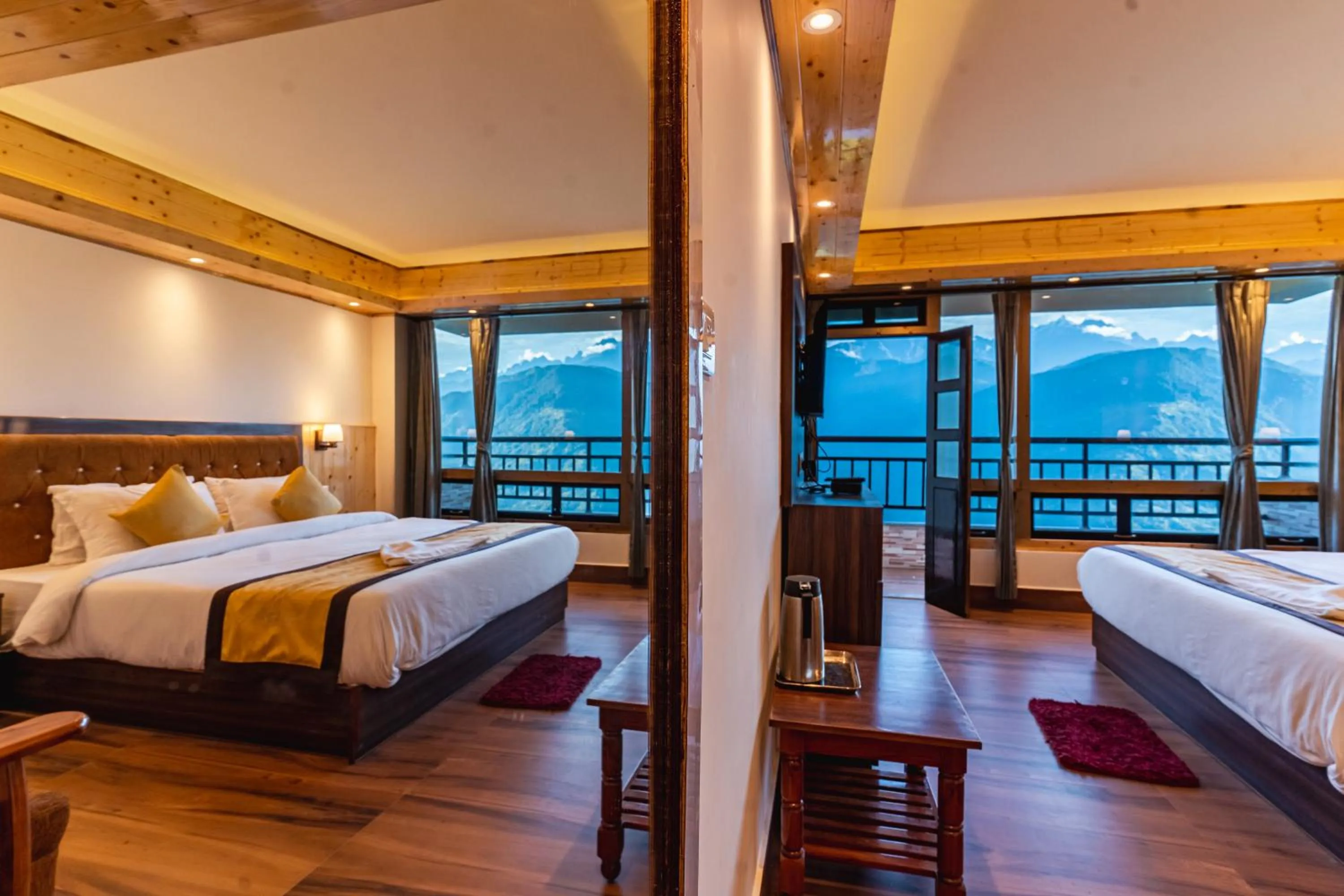 Bedroom, Bed in The Golden Retreat Hotel in Pelling