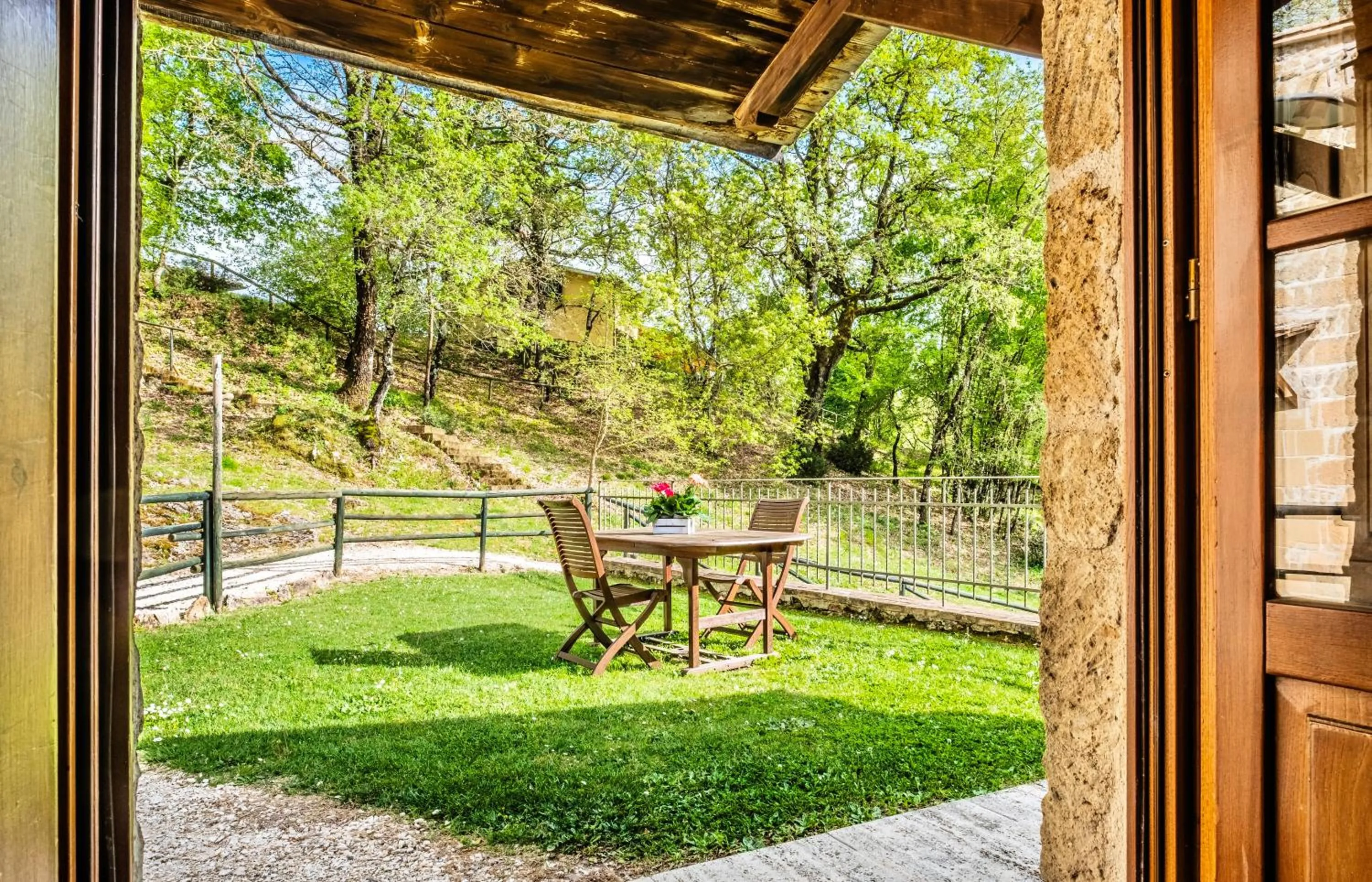 Garden in Residence with swimming-pool and thermal pools in Sorano
