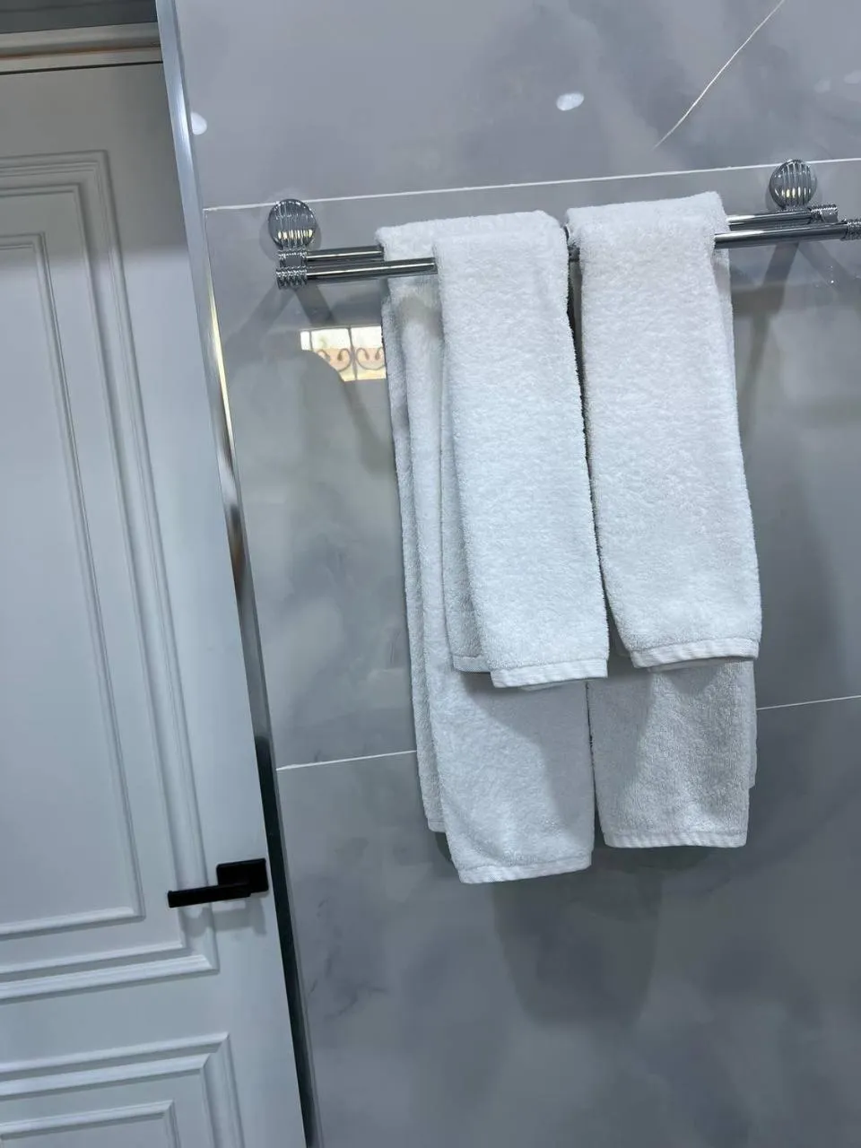 Shower in Qadim Hotel