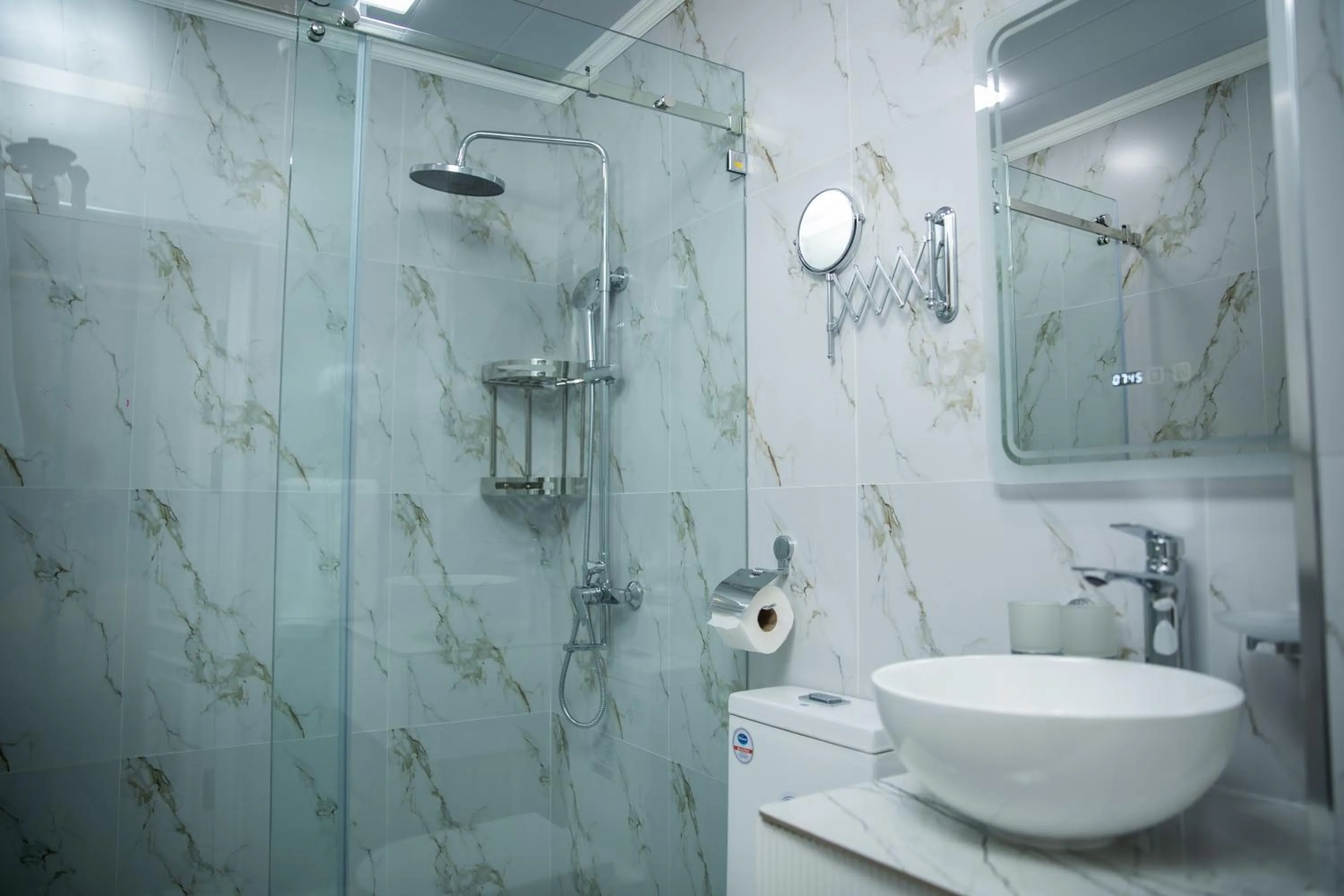 Bathroom in Qadim Hotel