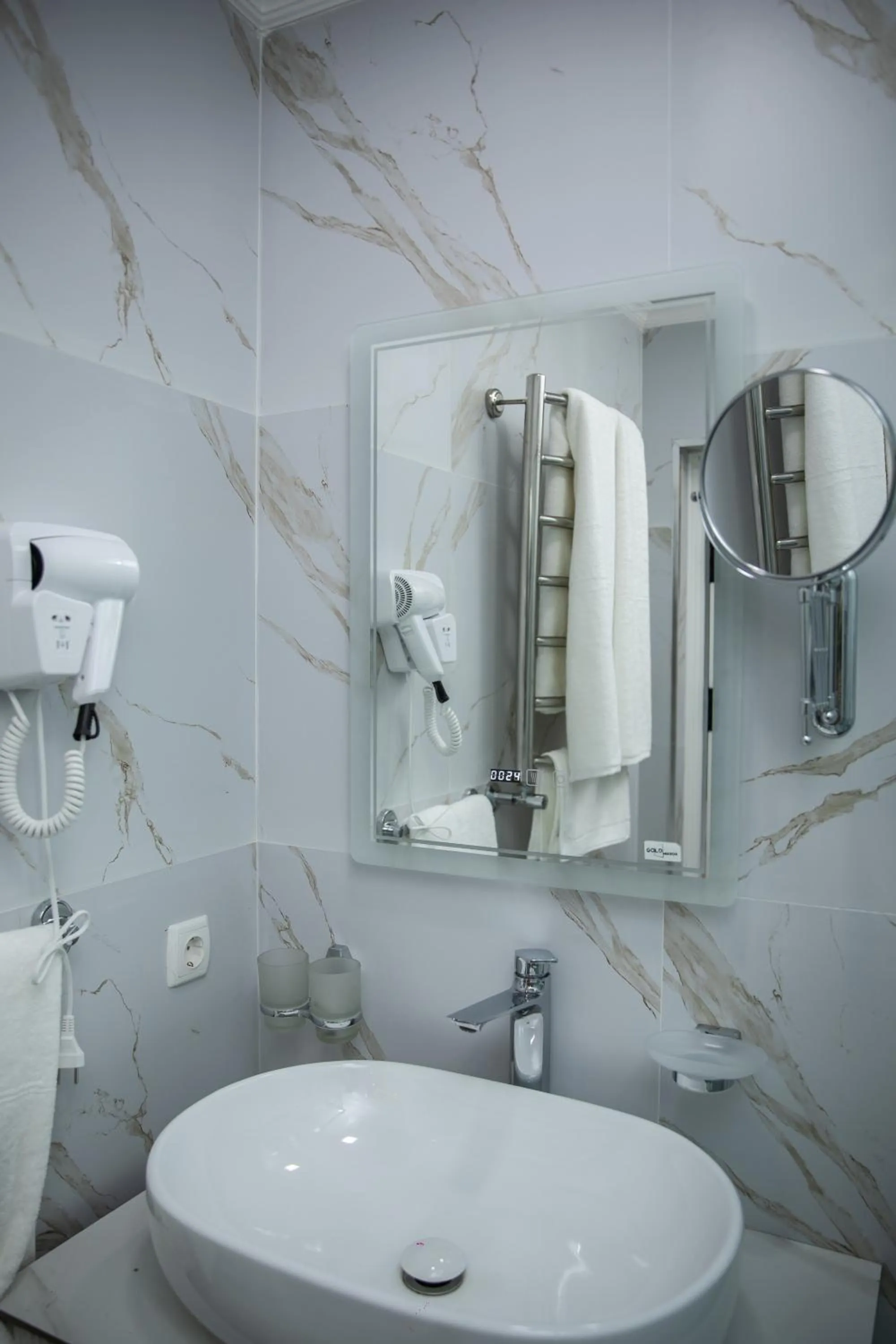 Bathroom in Qadim Hotel