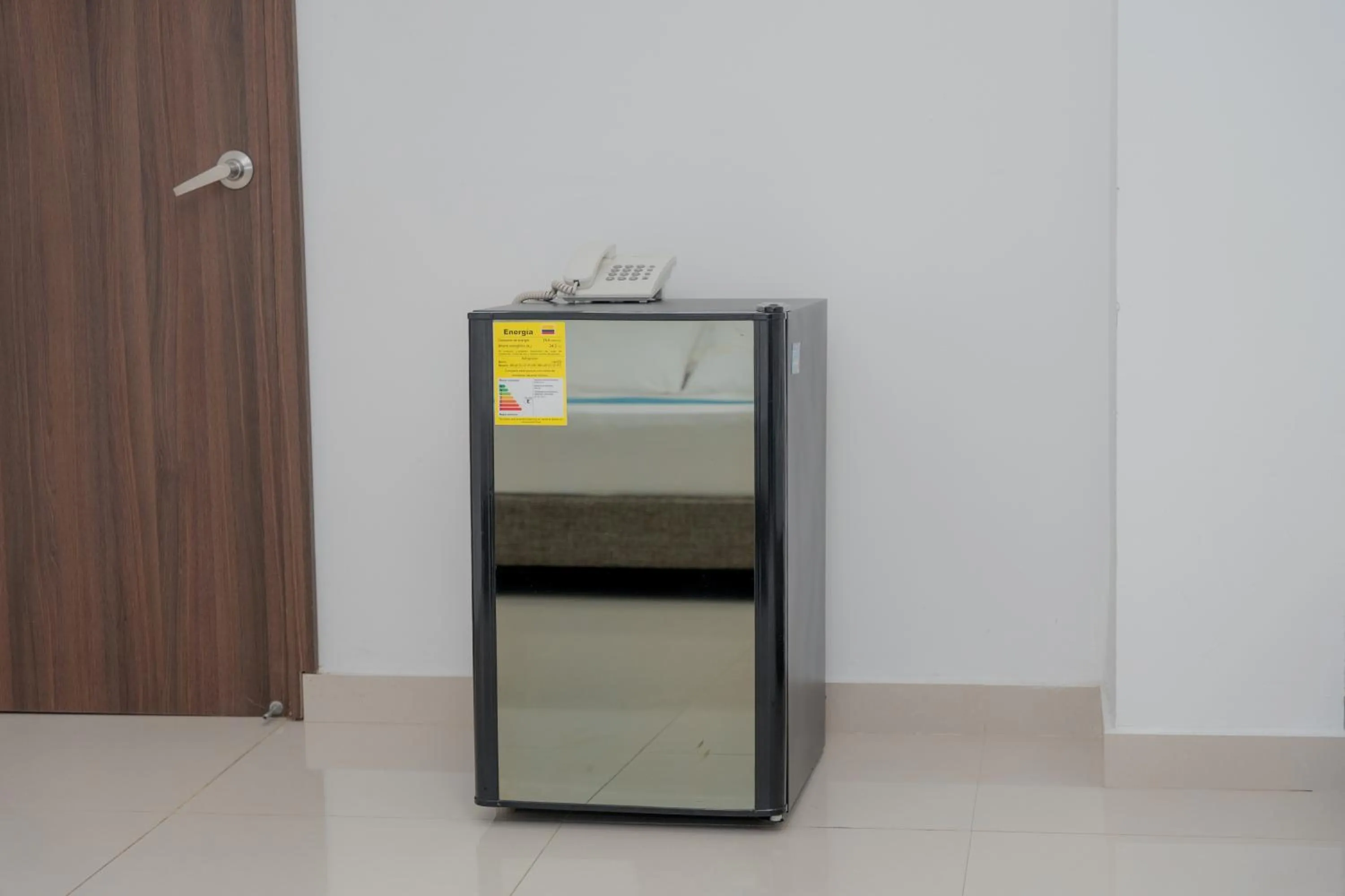 Photo of the whole room in Hotel Aguamarina