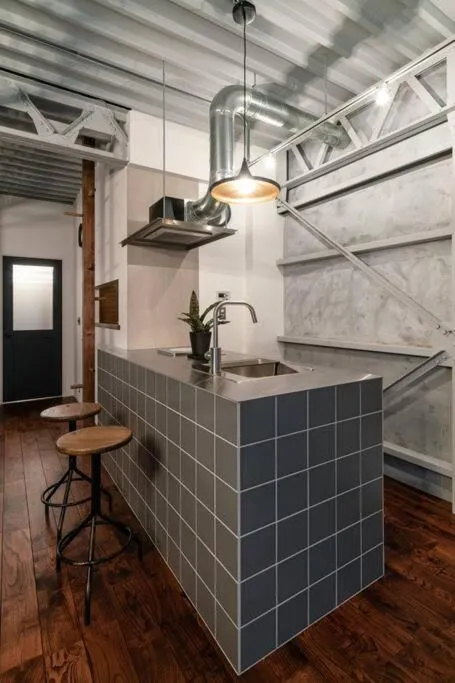 Kitchen or kitchenette in Rakuna Inn 遊 Kinshicho