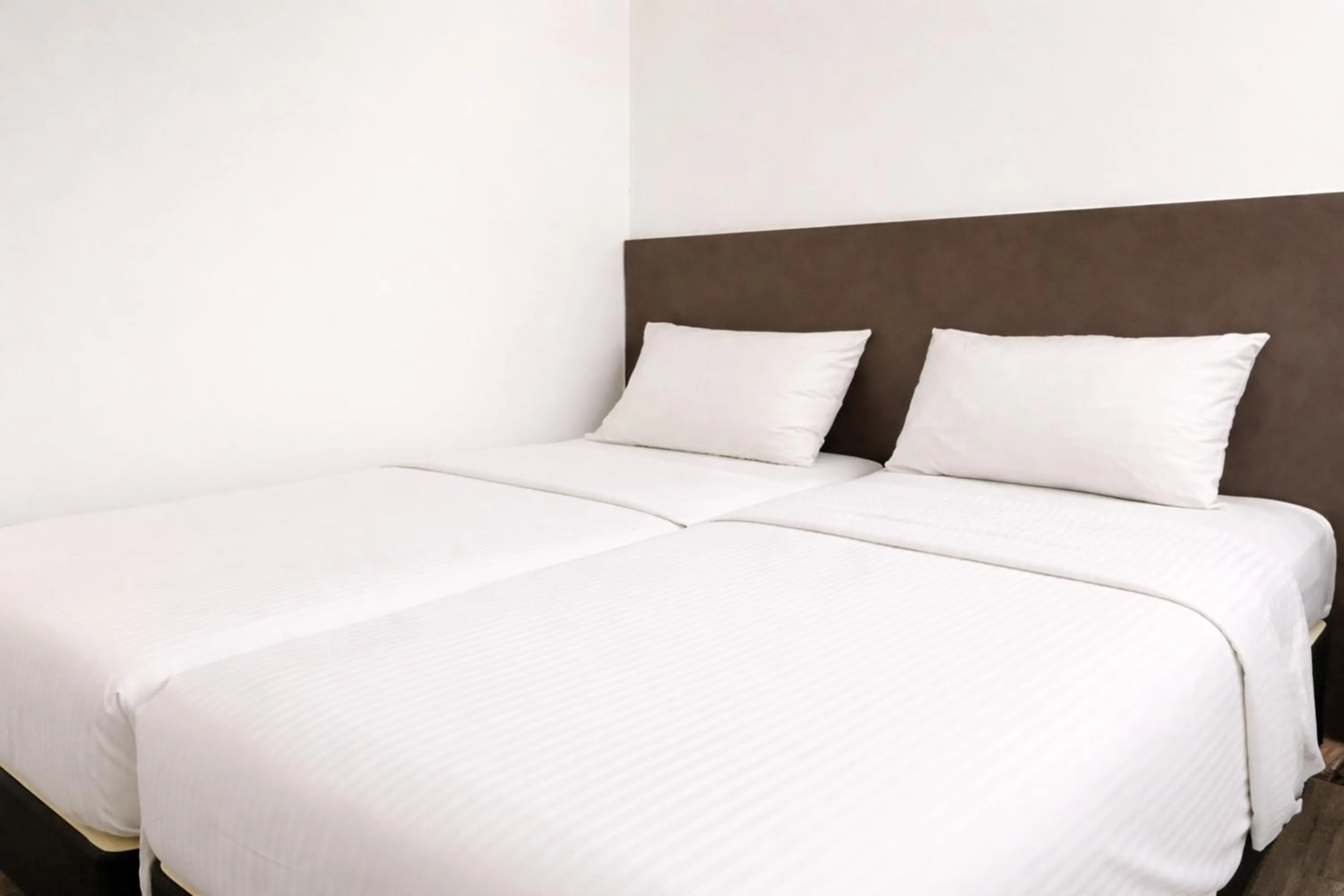 Bed in A Hotel Dickson