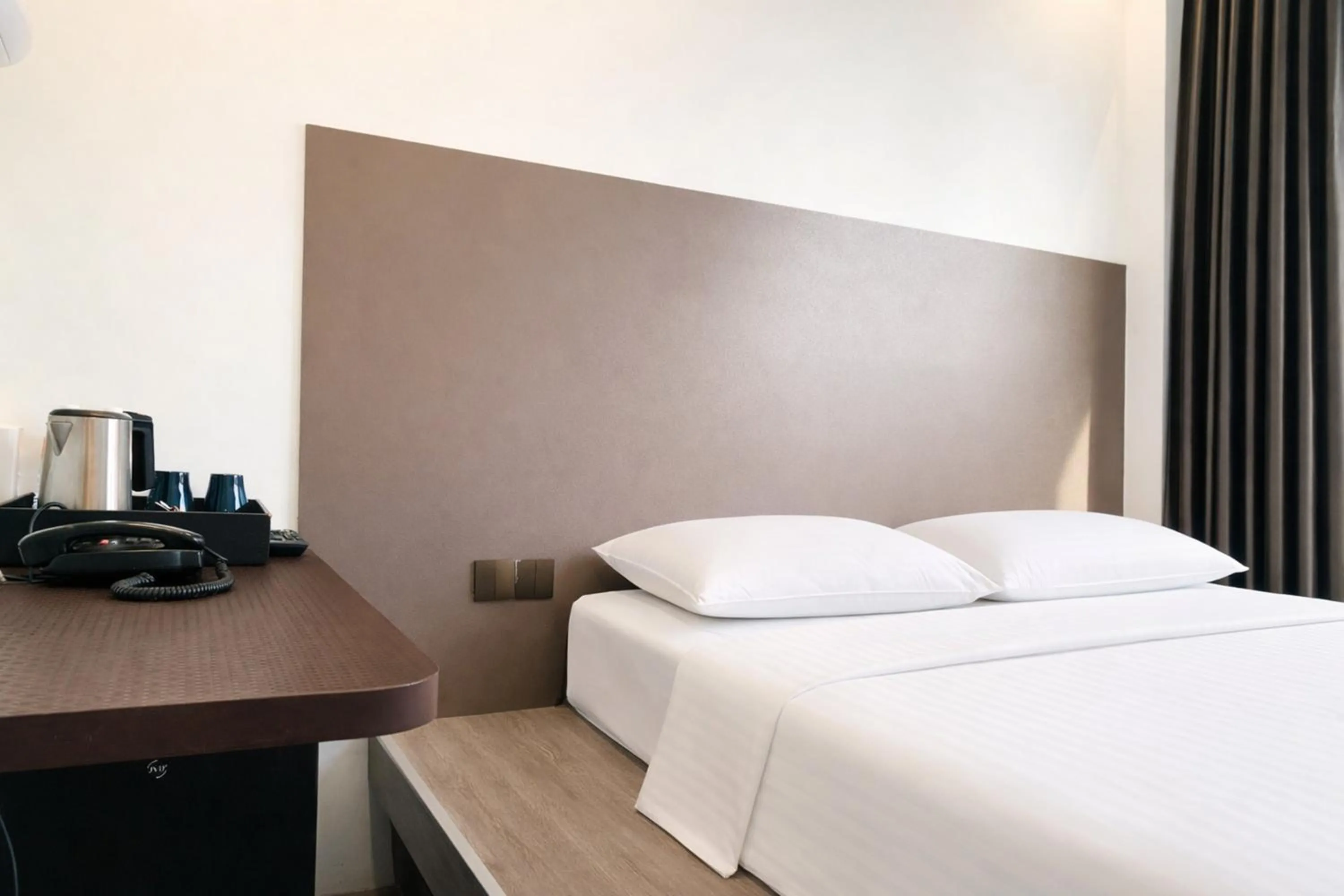 Bed in A Hotel Dickson