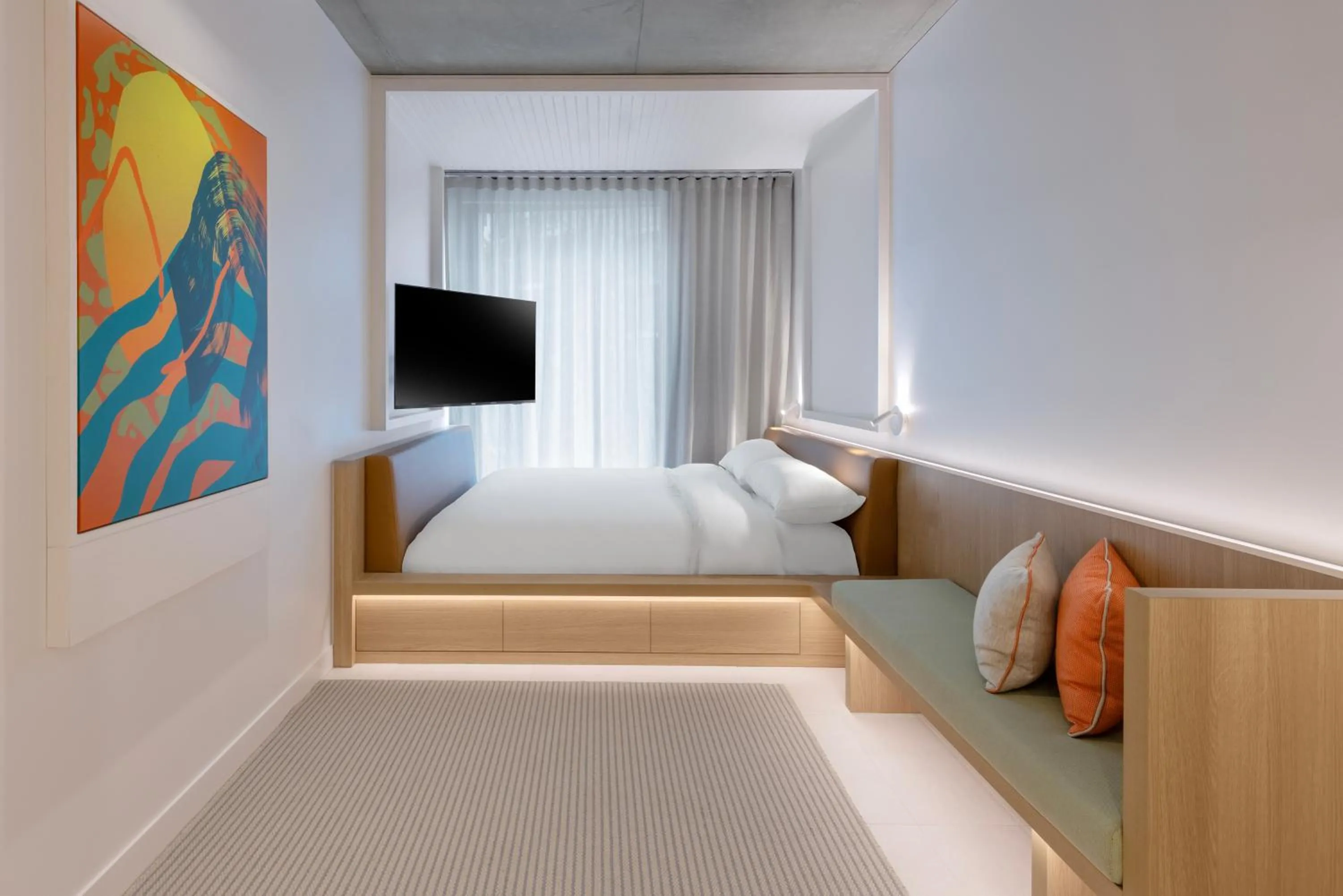 Bed in lyf Bondi Junction Sydney