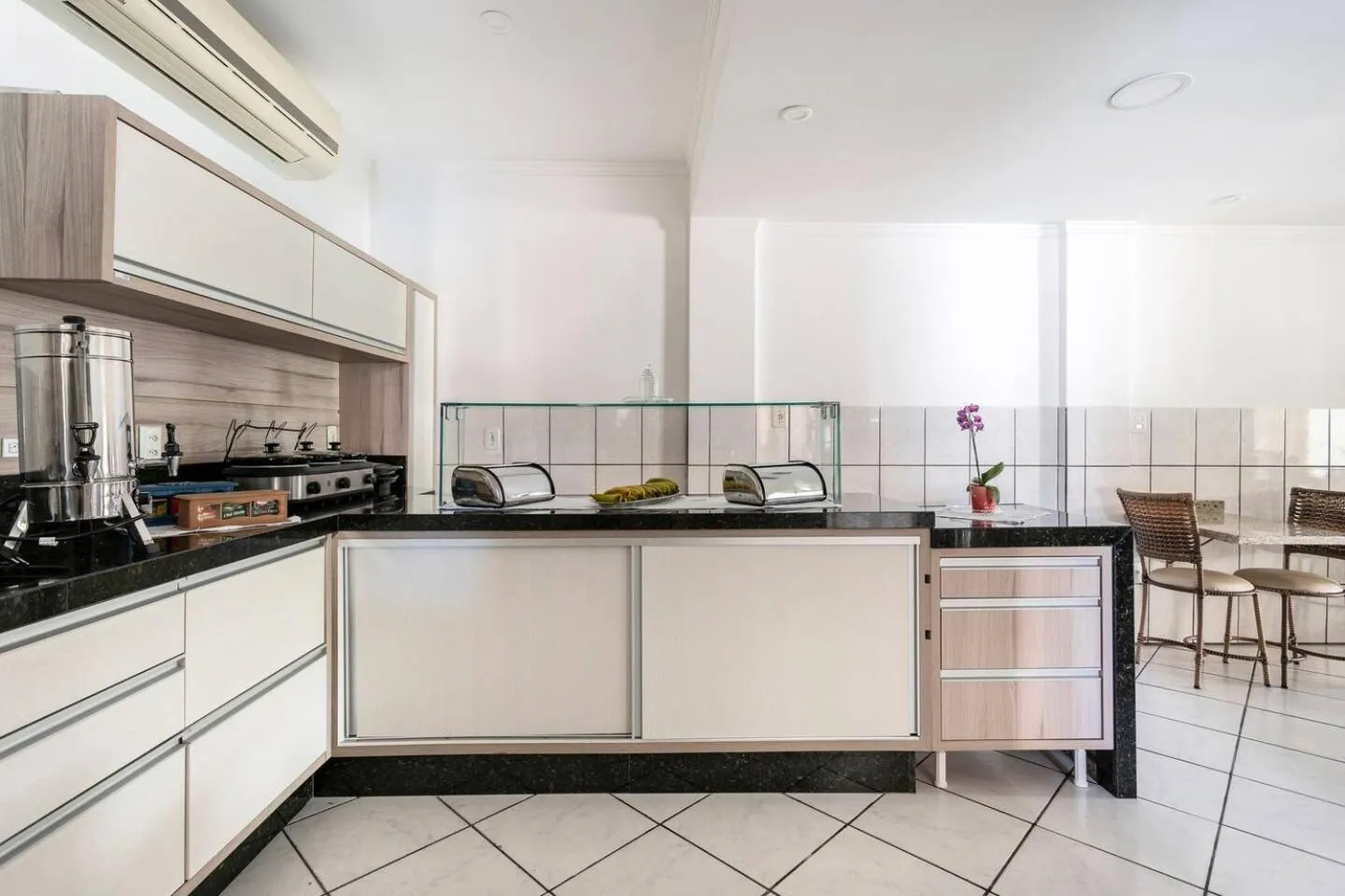 Breakfast in Pousada Enseada dos Golfinhos