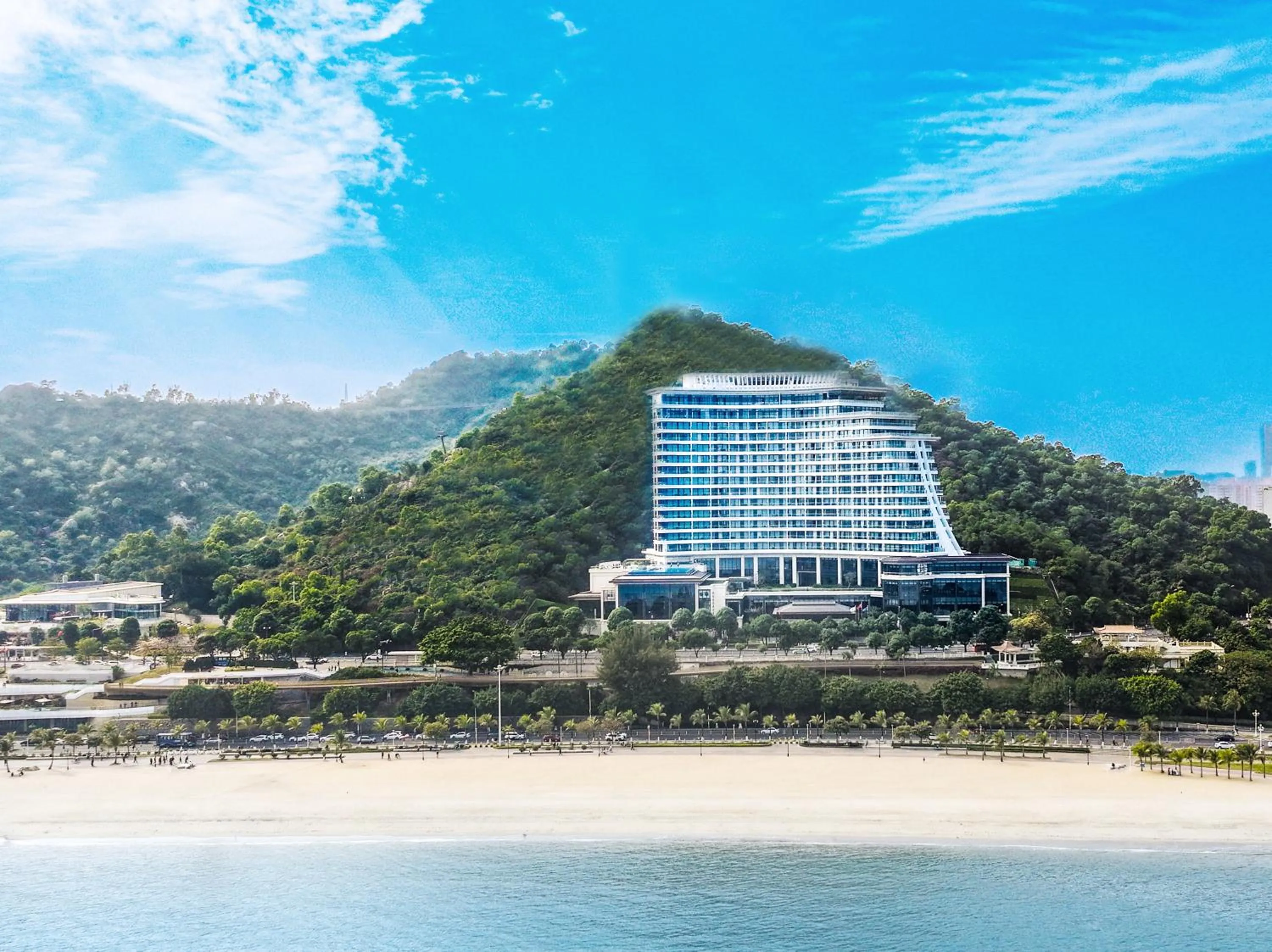 Property building in Grand Ocean View Hotel Zhuhai