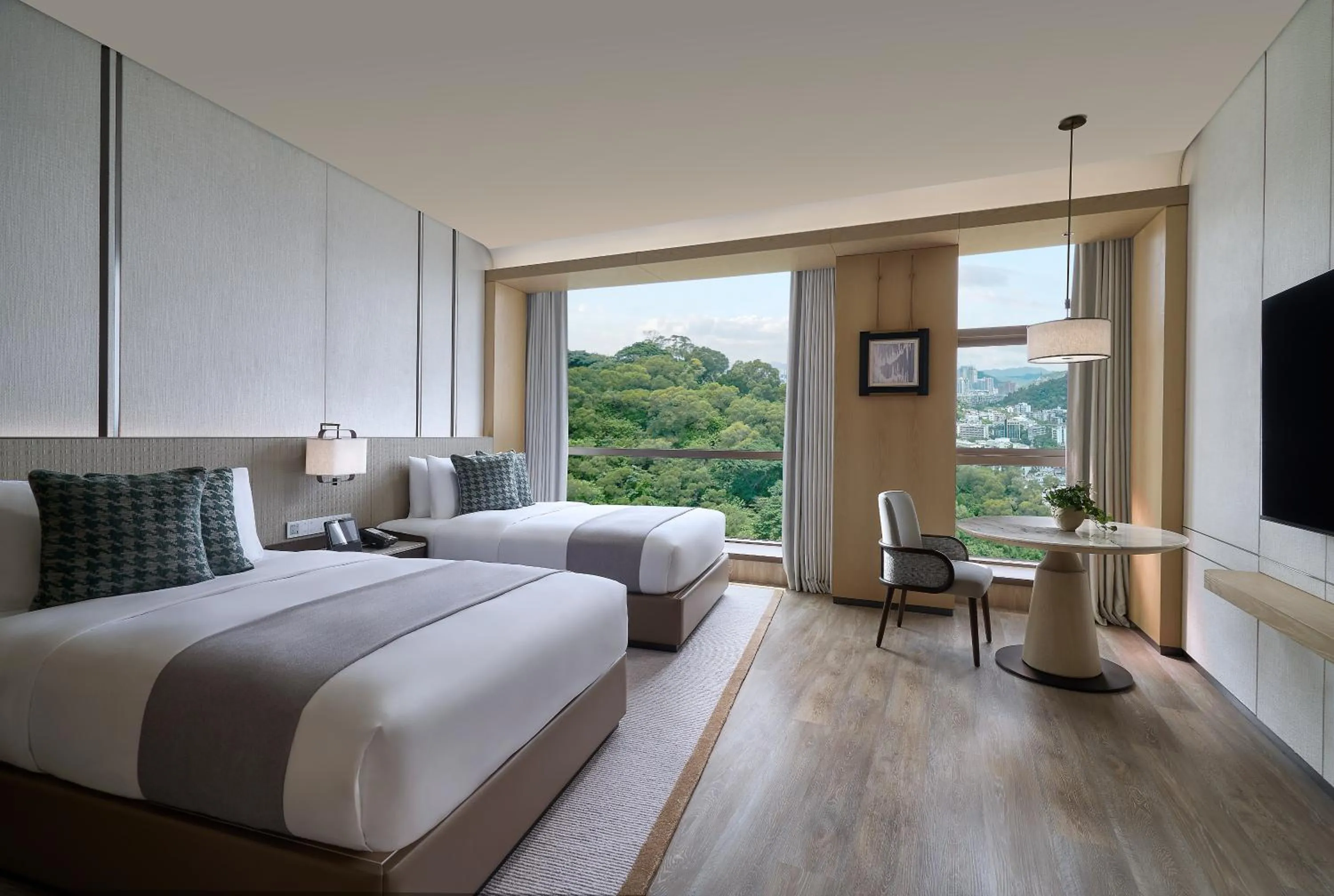 Bedroom, Bed in Grand Ocean View Hotel Zhuhai