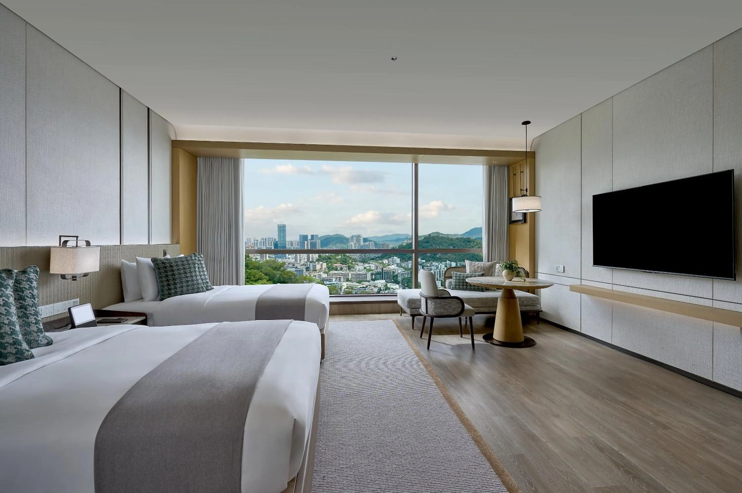 Bedroom, Bed in Grand Ocean View Hotel Zhuhai