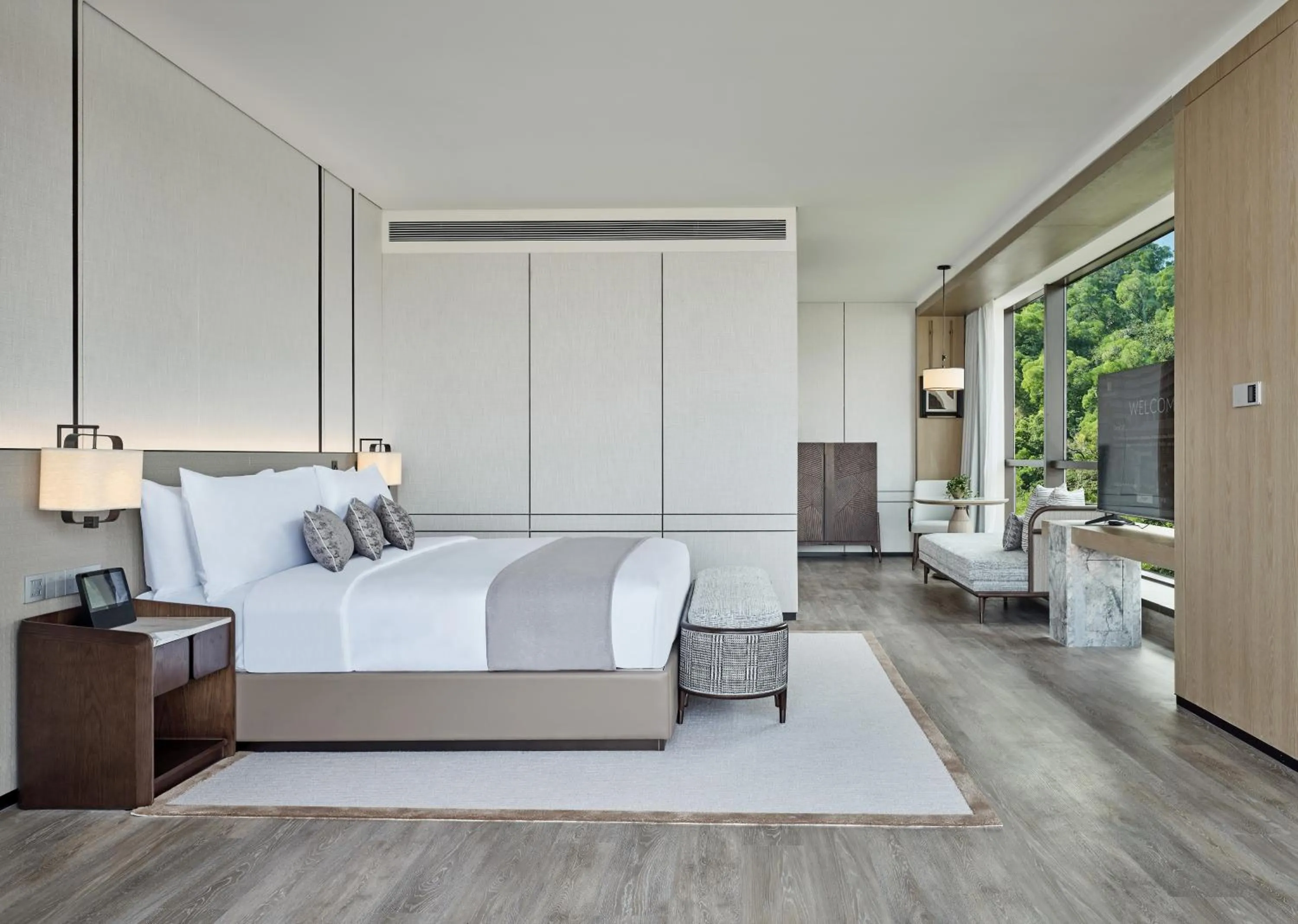 Bedroom, Bed in Grand Ocean View Hotel Zhuhai