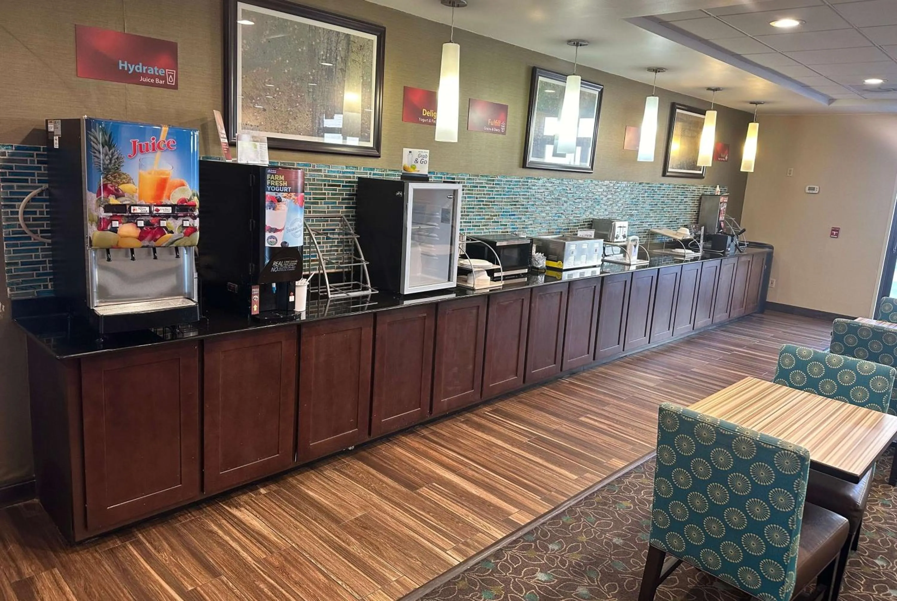 Breakfast in Wingate by Wyndham Harrisburg Near Hershey