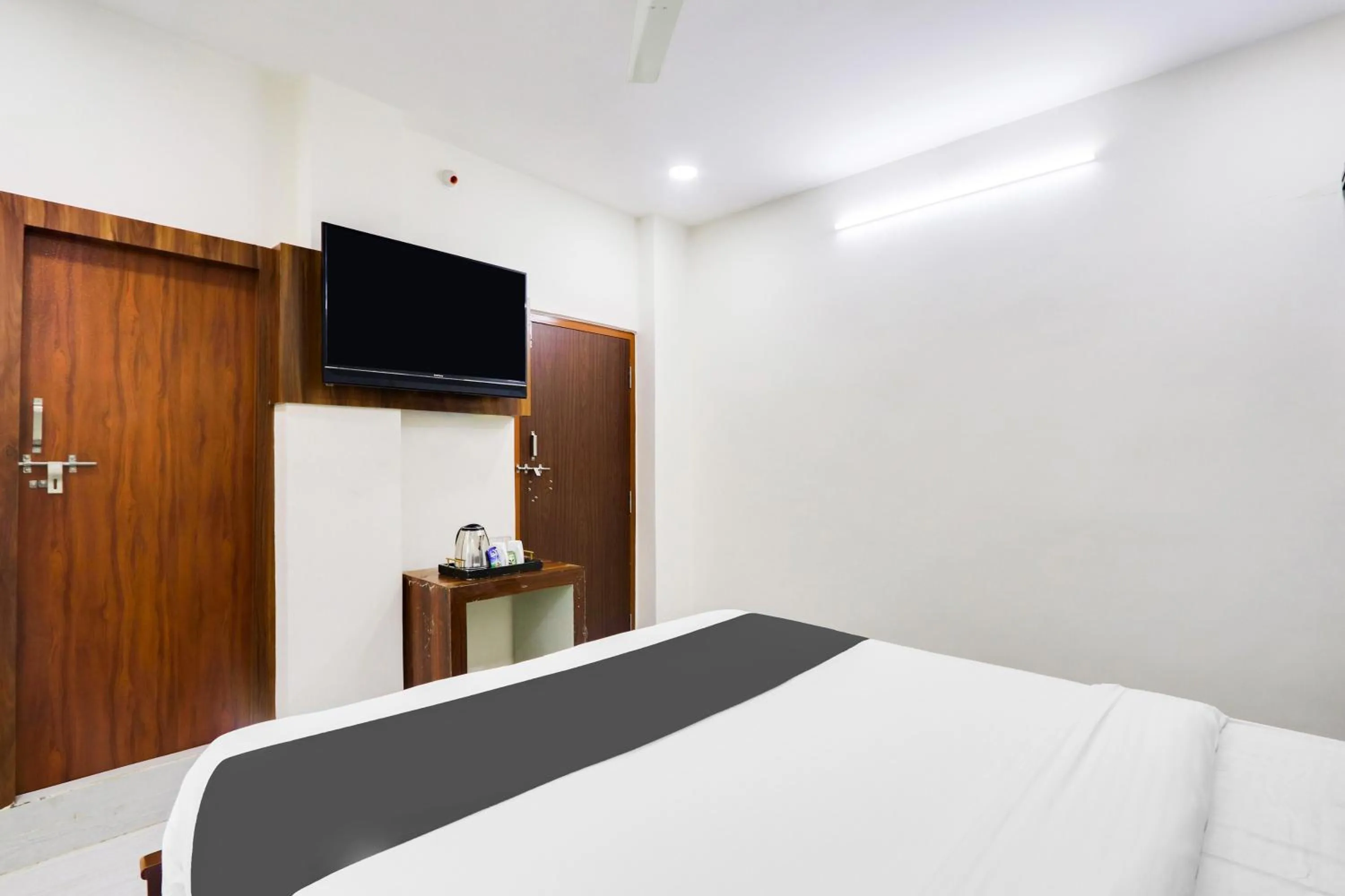 Bedroom in Hotel O Honey Rooms