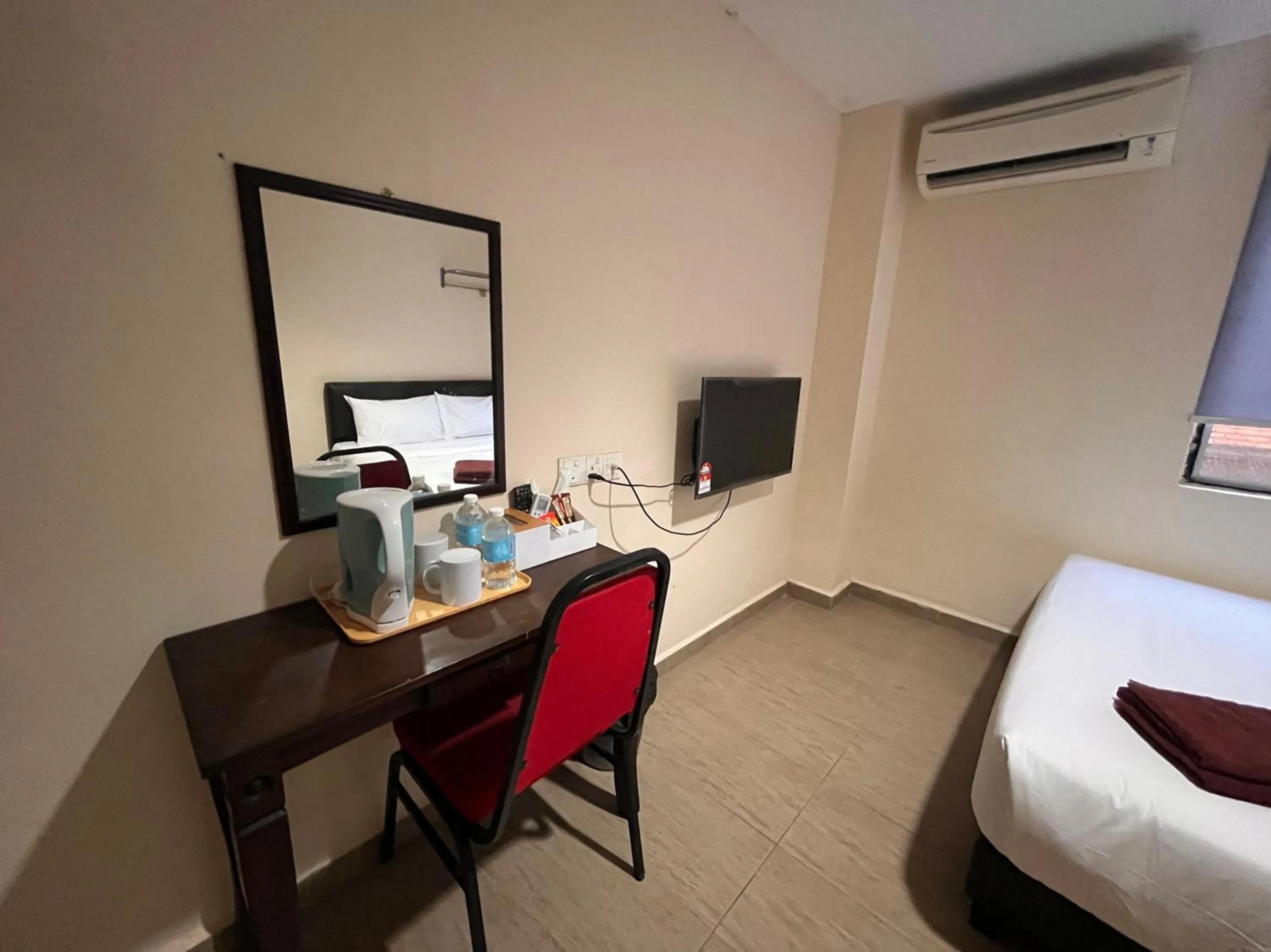 Bedroom in Hotel O Tampoi Sojourn