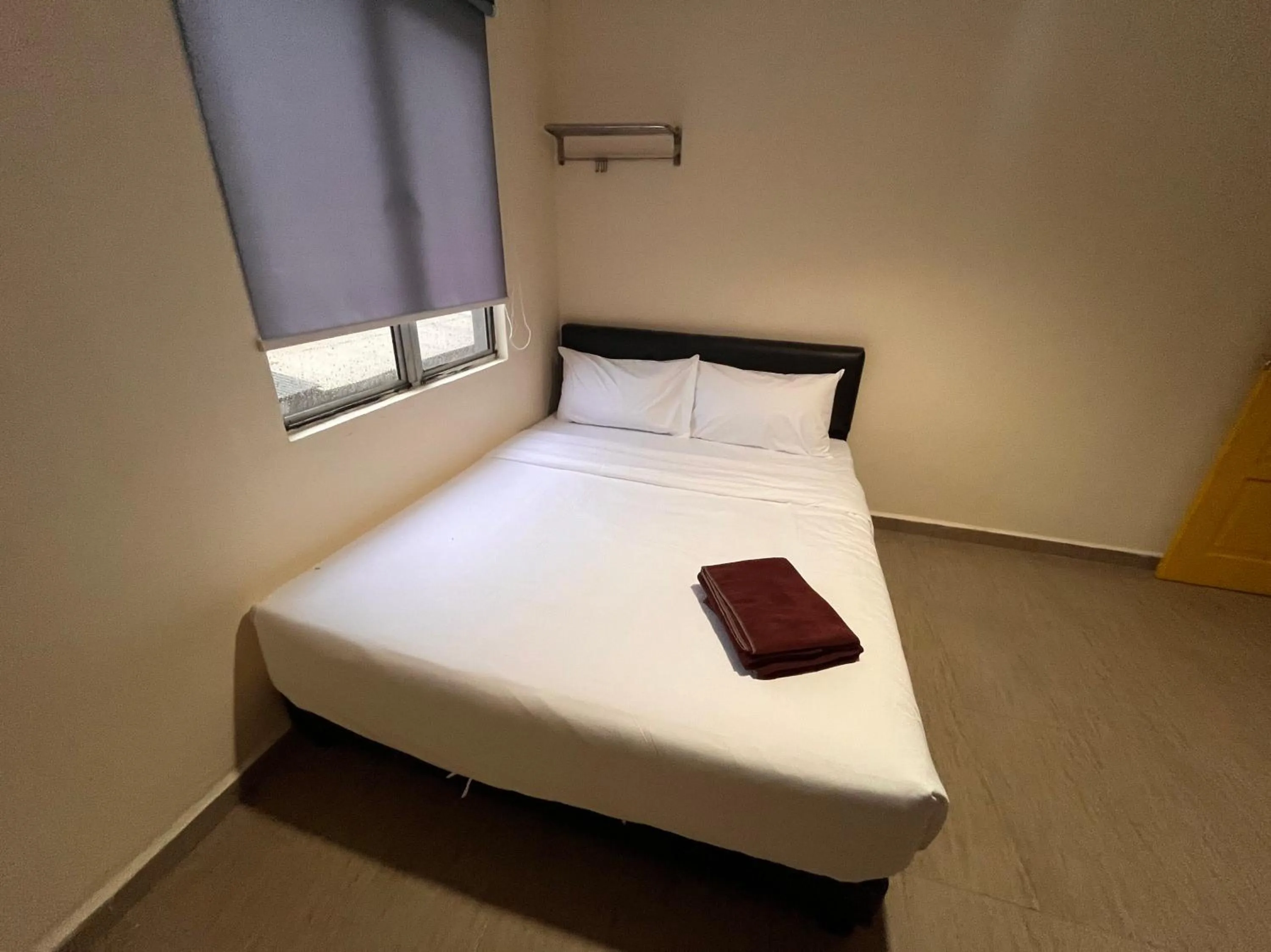 Bedroom in Hotel O Tampoi Sojourn