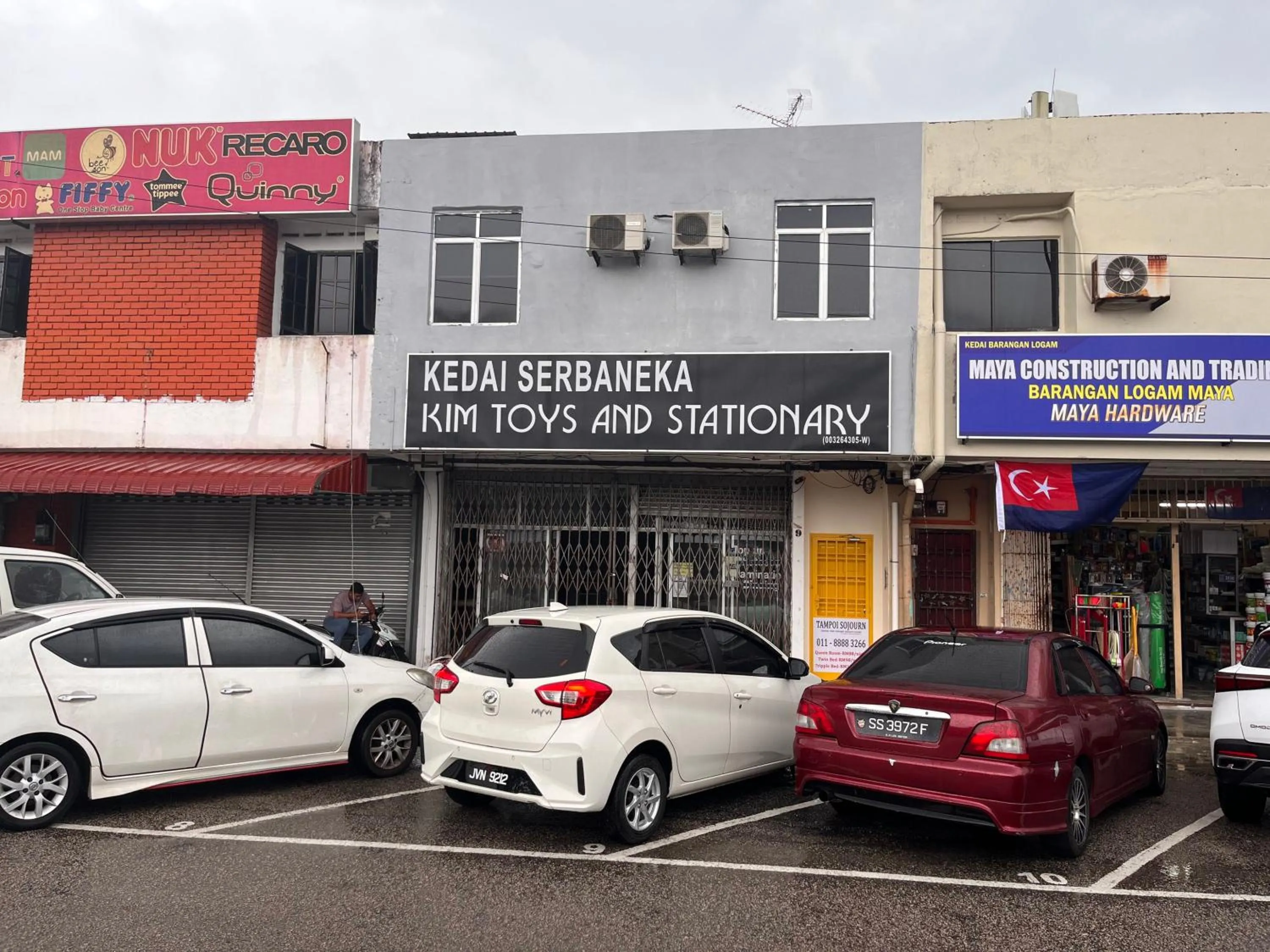 Facade/entrance in Hotel O Tampoi Sojourn