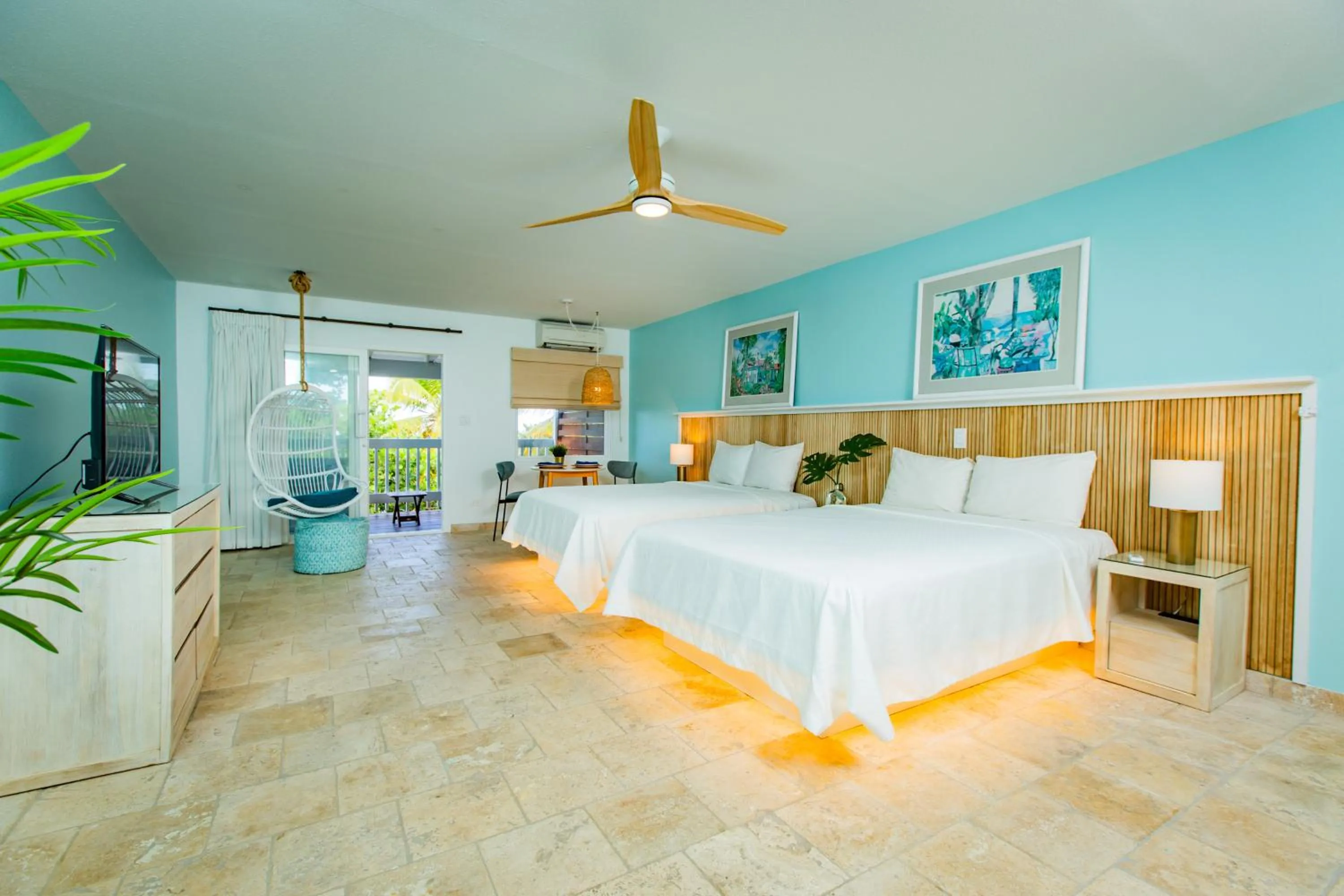 Deluxe Queen Room with Two Queen Beds in Tamarind Reef Resort Spa & Marina