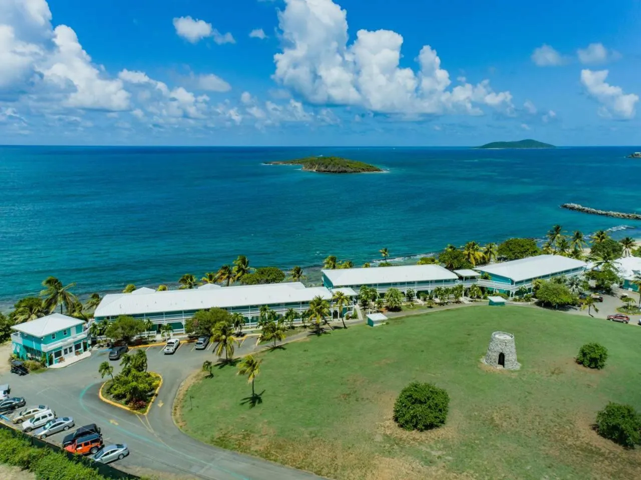 Property building in Tamarind Reef Resort Spa & Marina