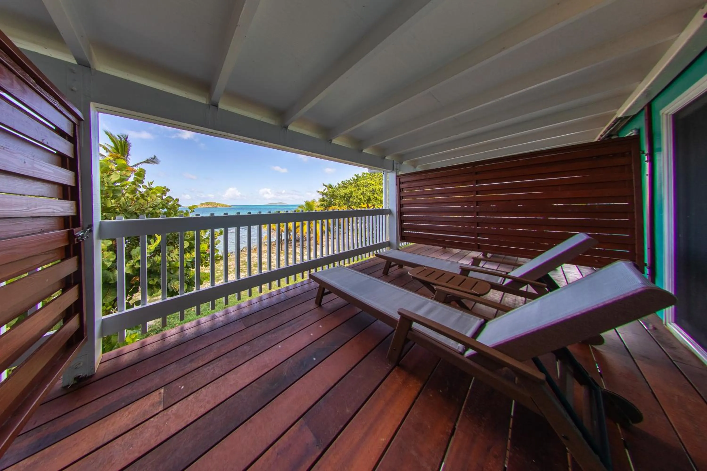 Day in Tamarind Reef Resort Spa & Marina