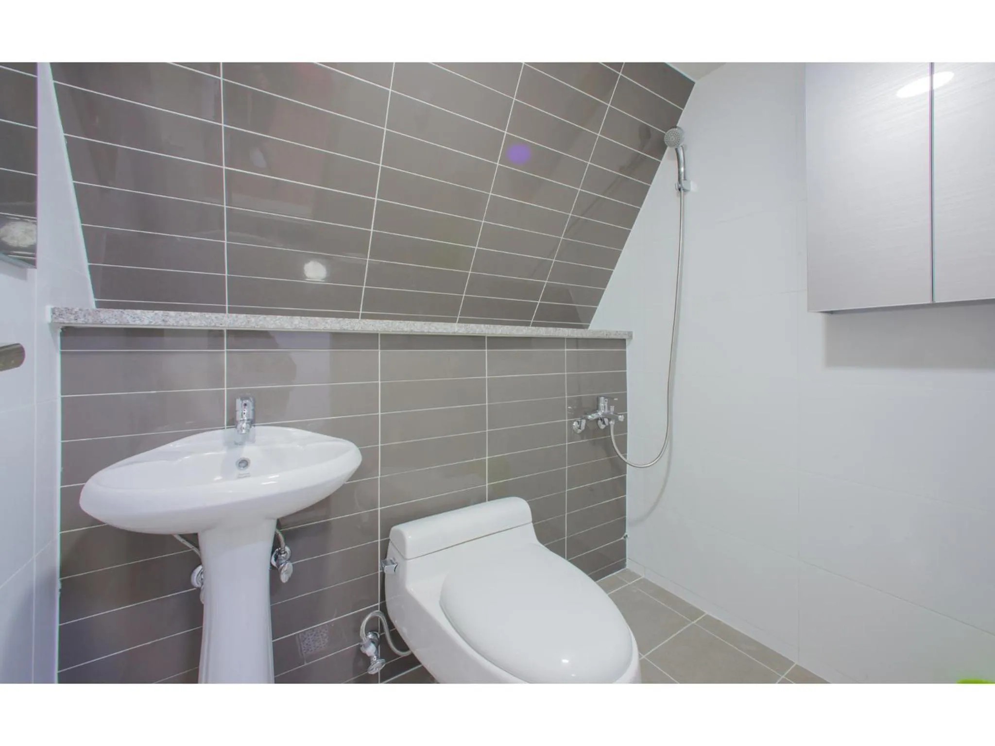 Bathroom in BB Hongdae Line