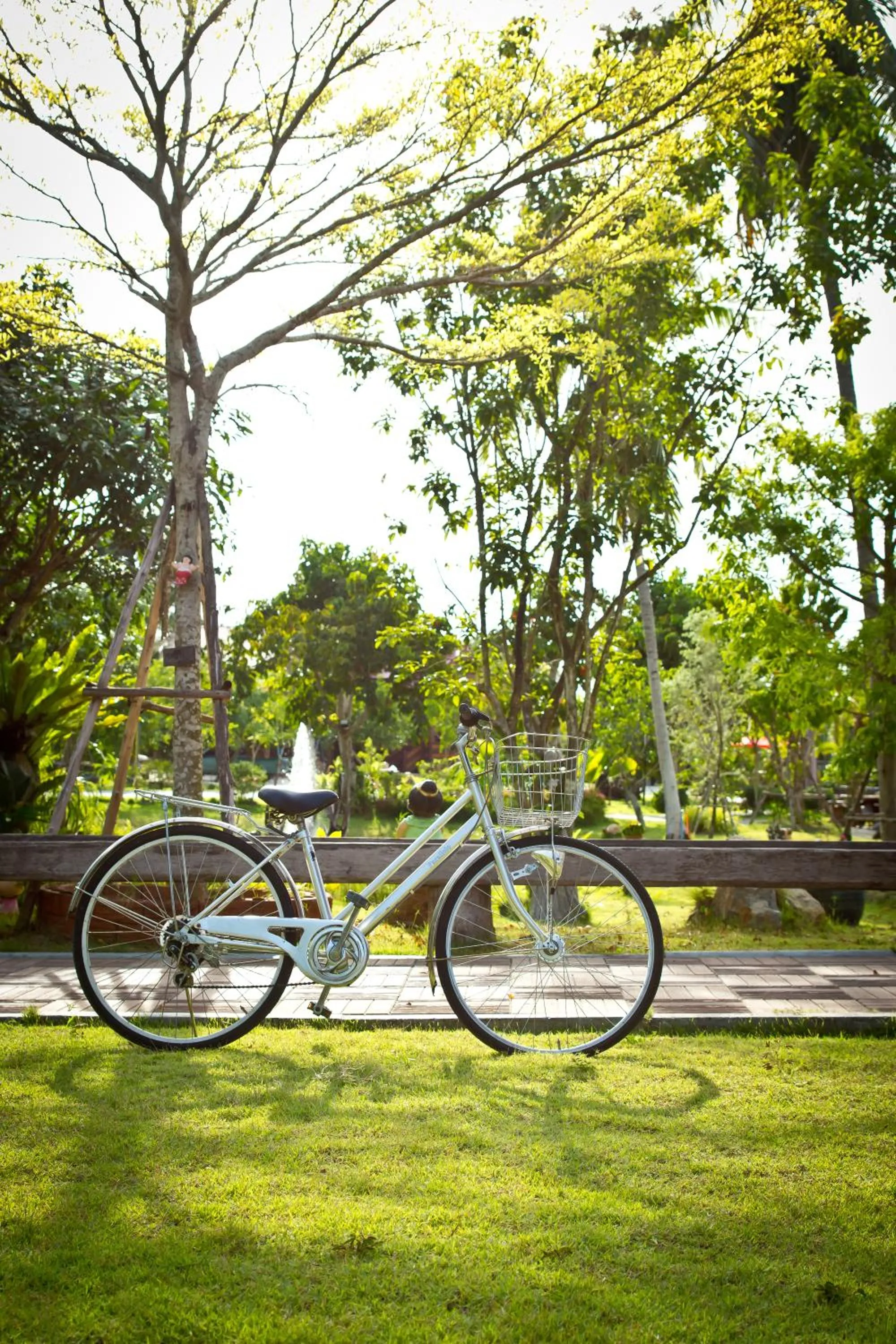 Garden in Bueng Bua Thong Resort