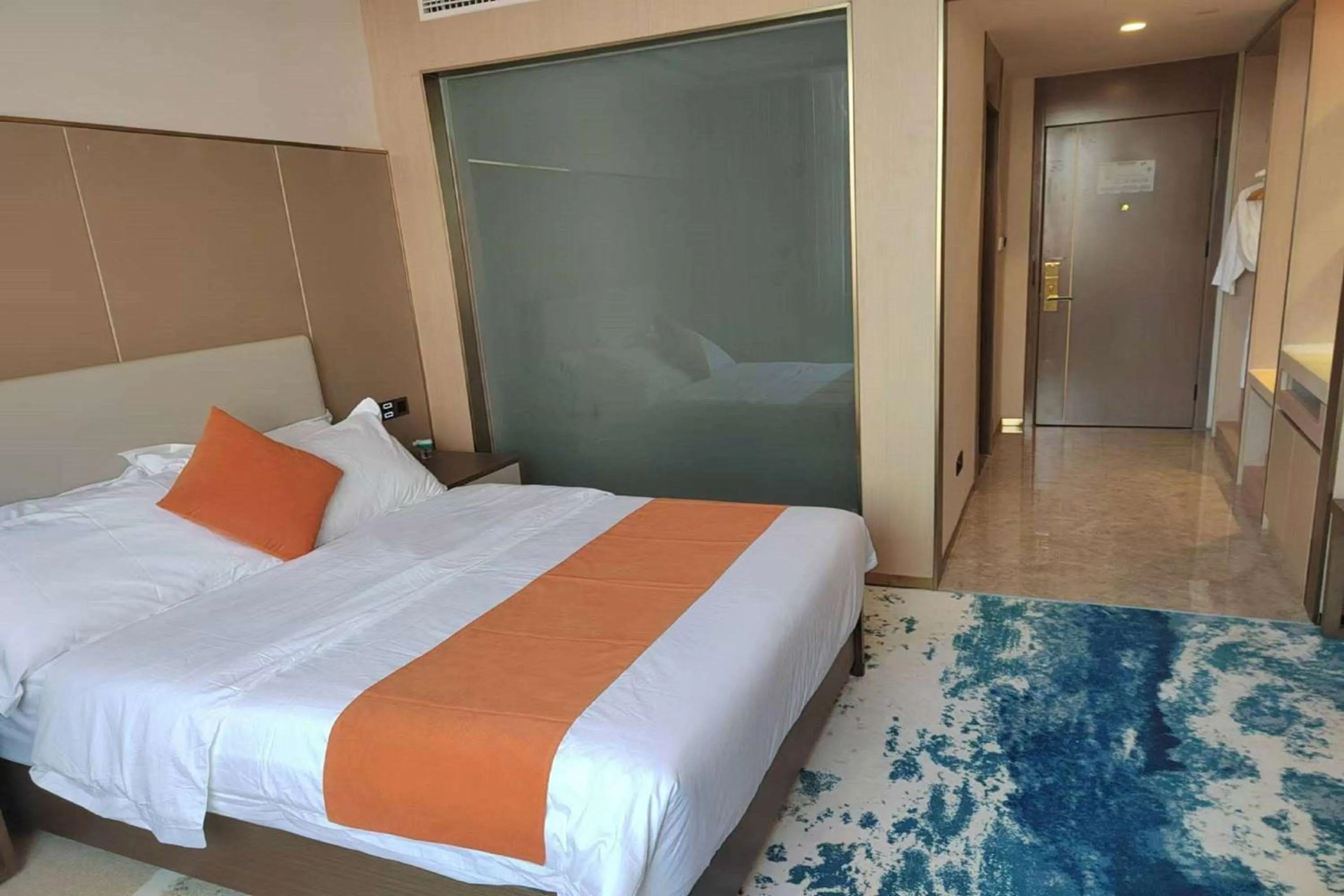 Photo of the whole room in Wyndham Garden Rizhao Donggang Resort