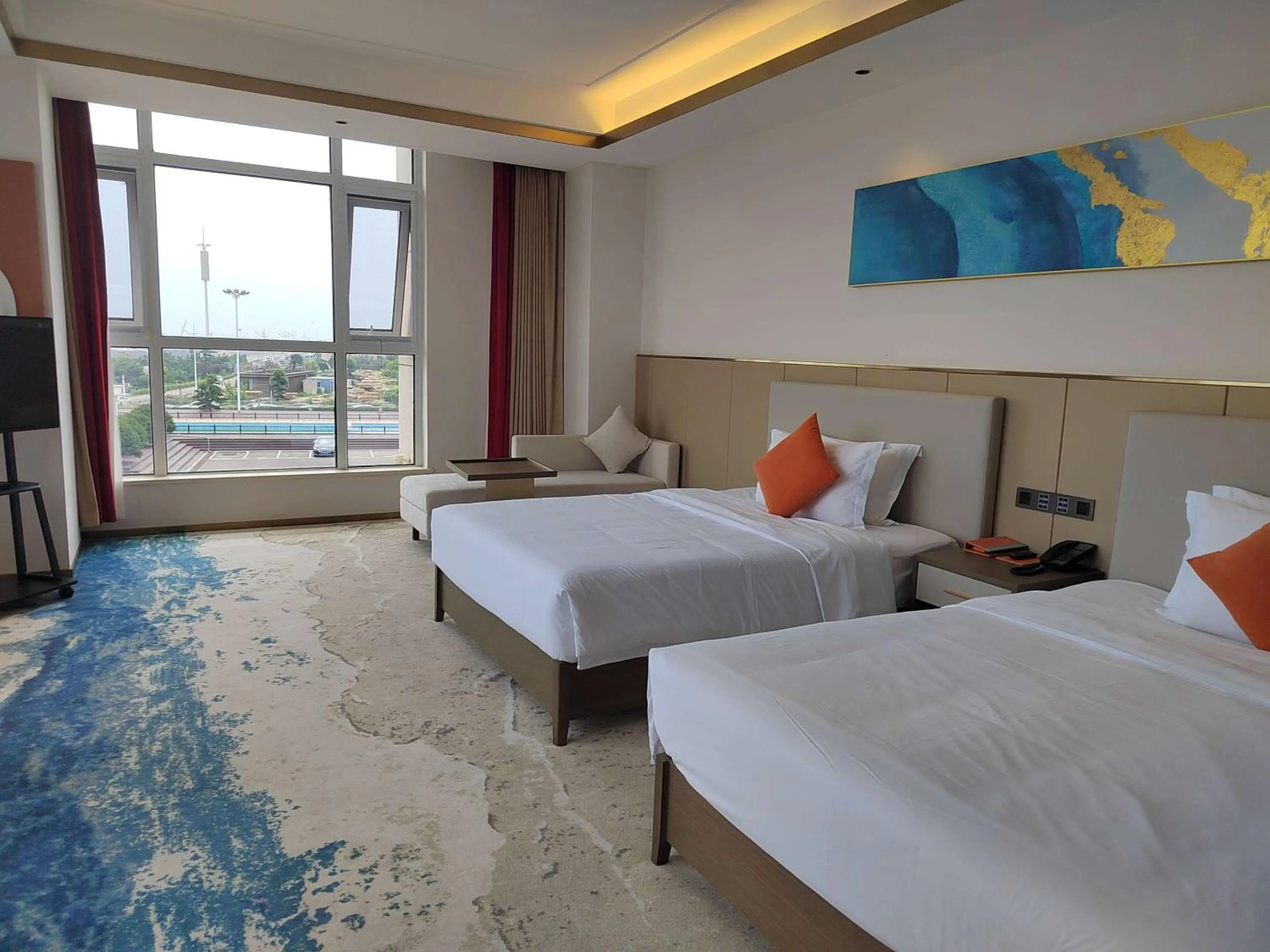 Photo of the whole room in Wyndham Garden Rizhao Donggang Resort