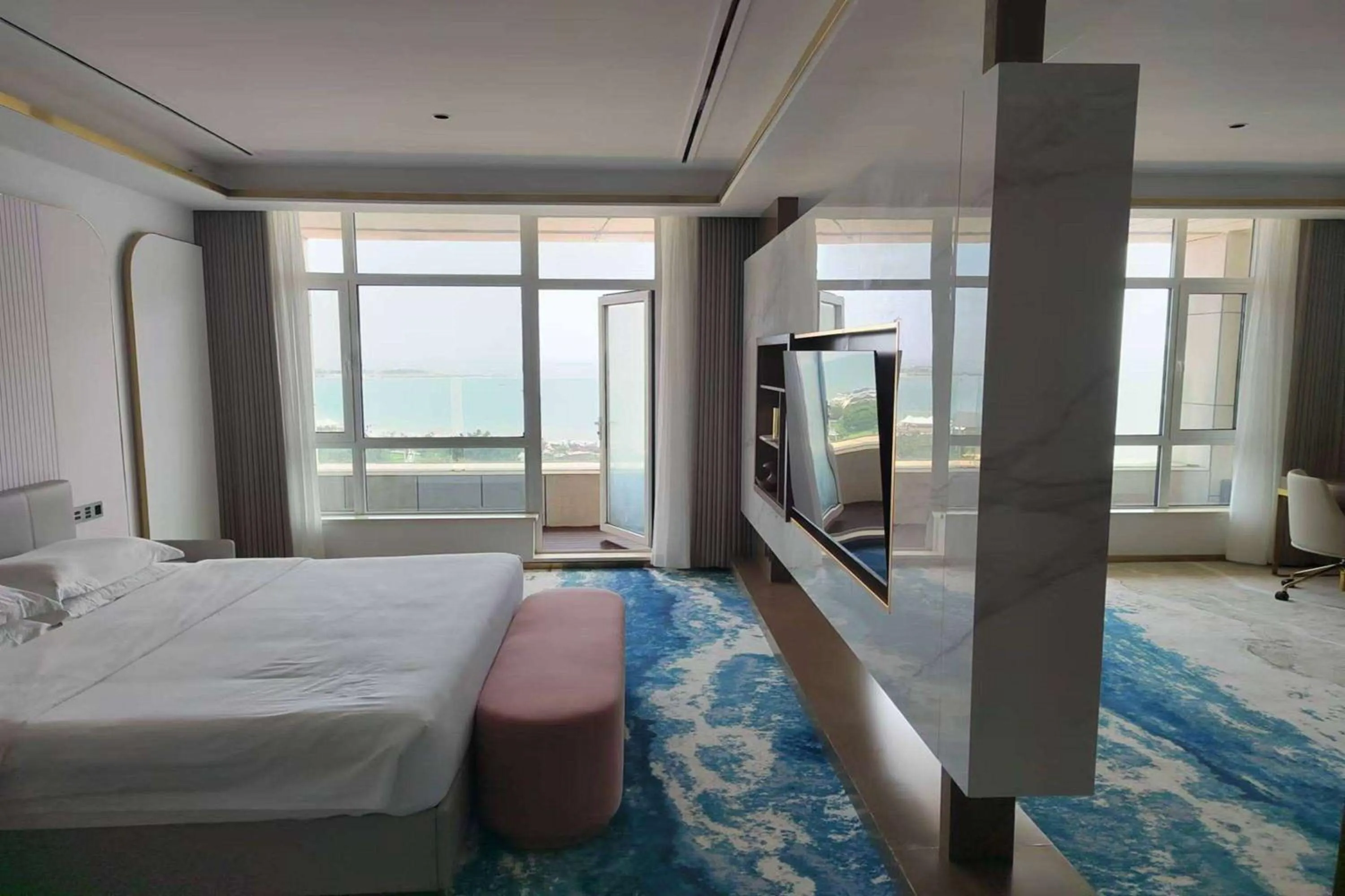 Photo of the whole room in Wyndham Garden Rizhao Donggang Resort