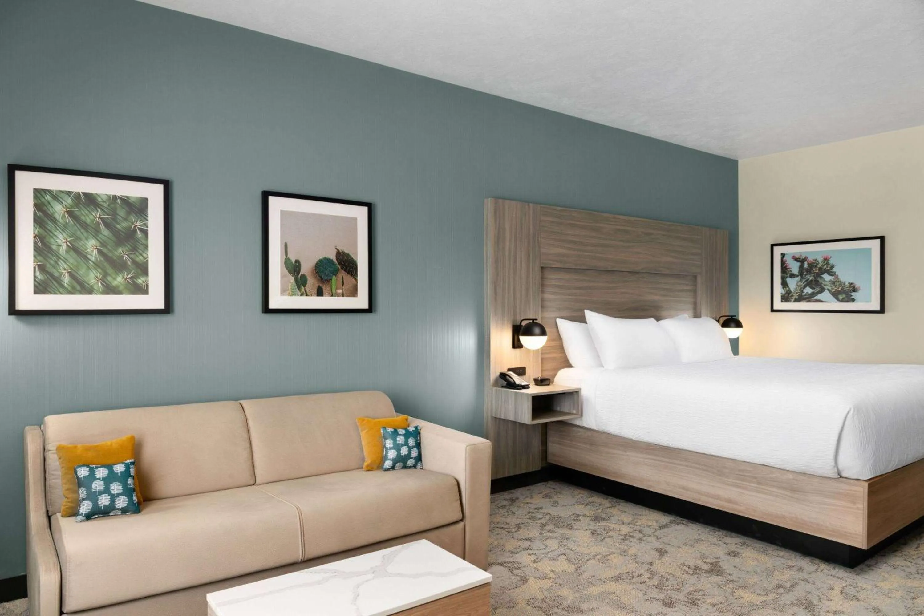 Photo of the whole room, Bed in Wingate by Wyndham Kingman