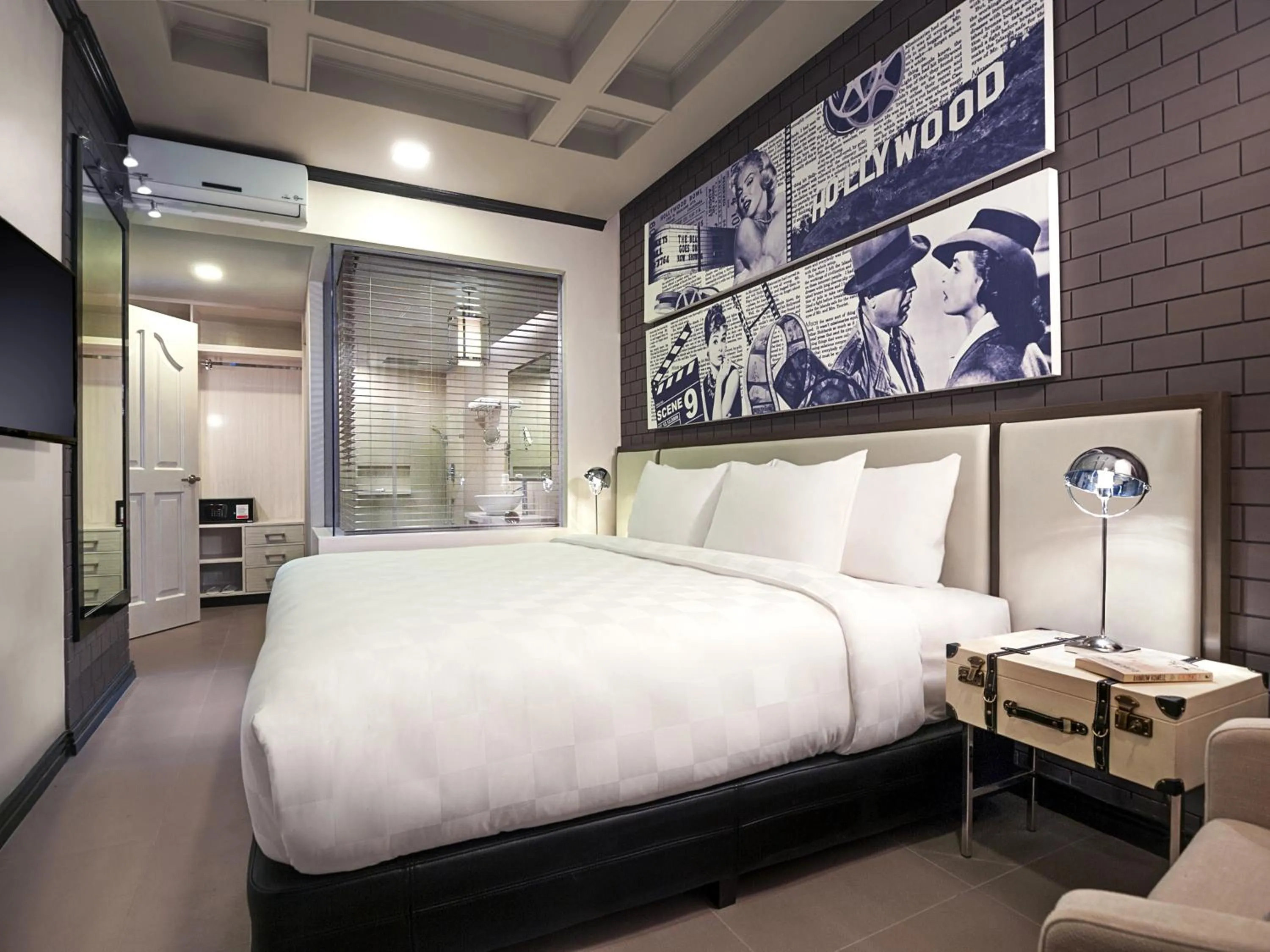 Bed in Summit Hotel Magnolia