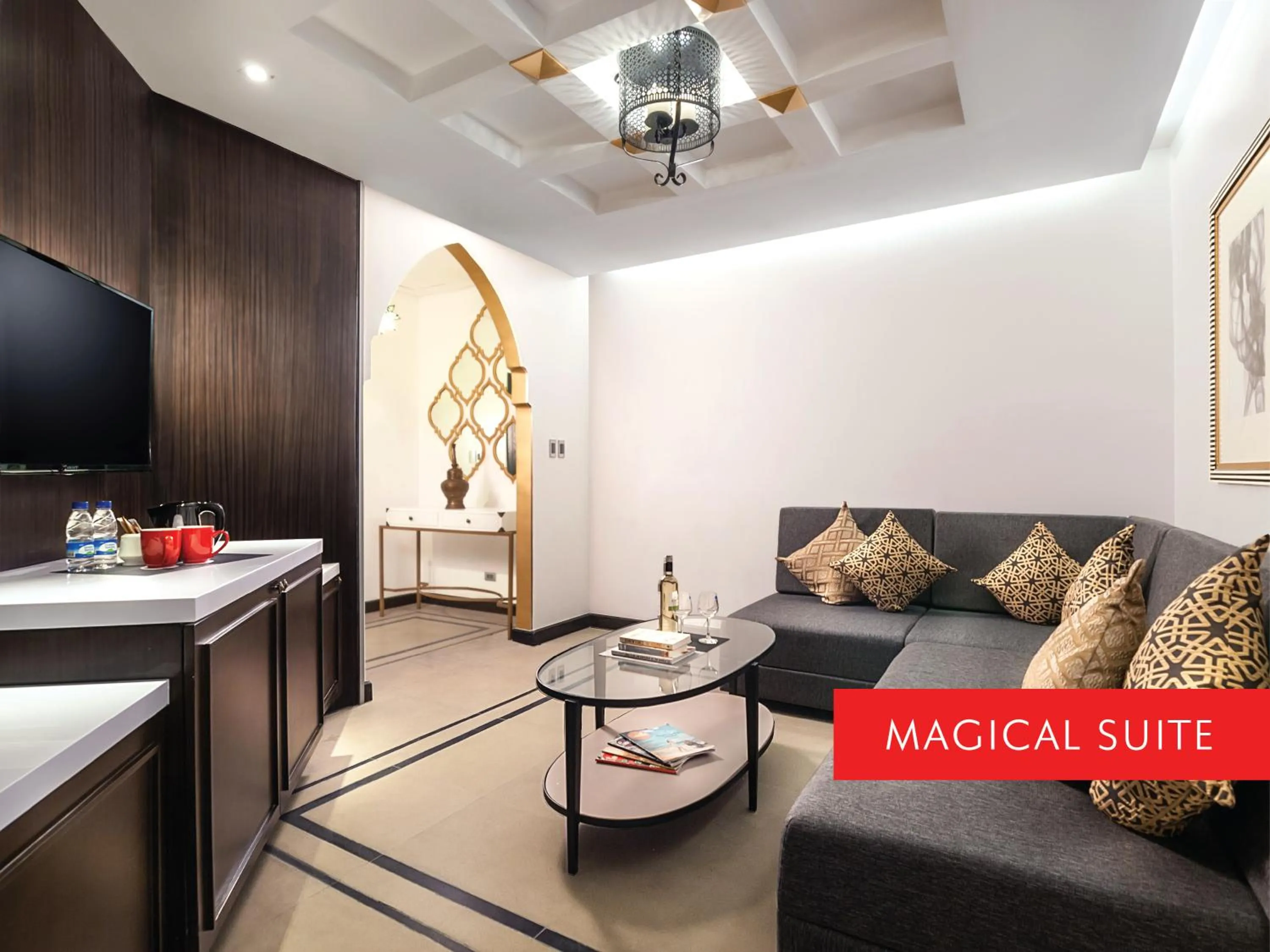 TV and multimedia in Summit Hotel Magnolia