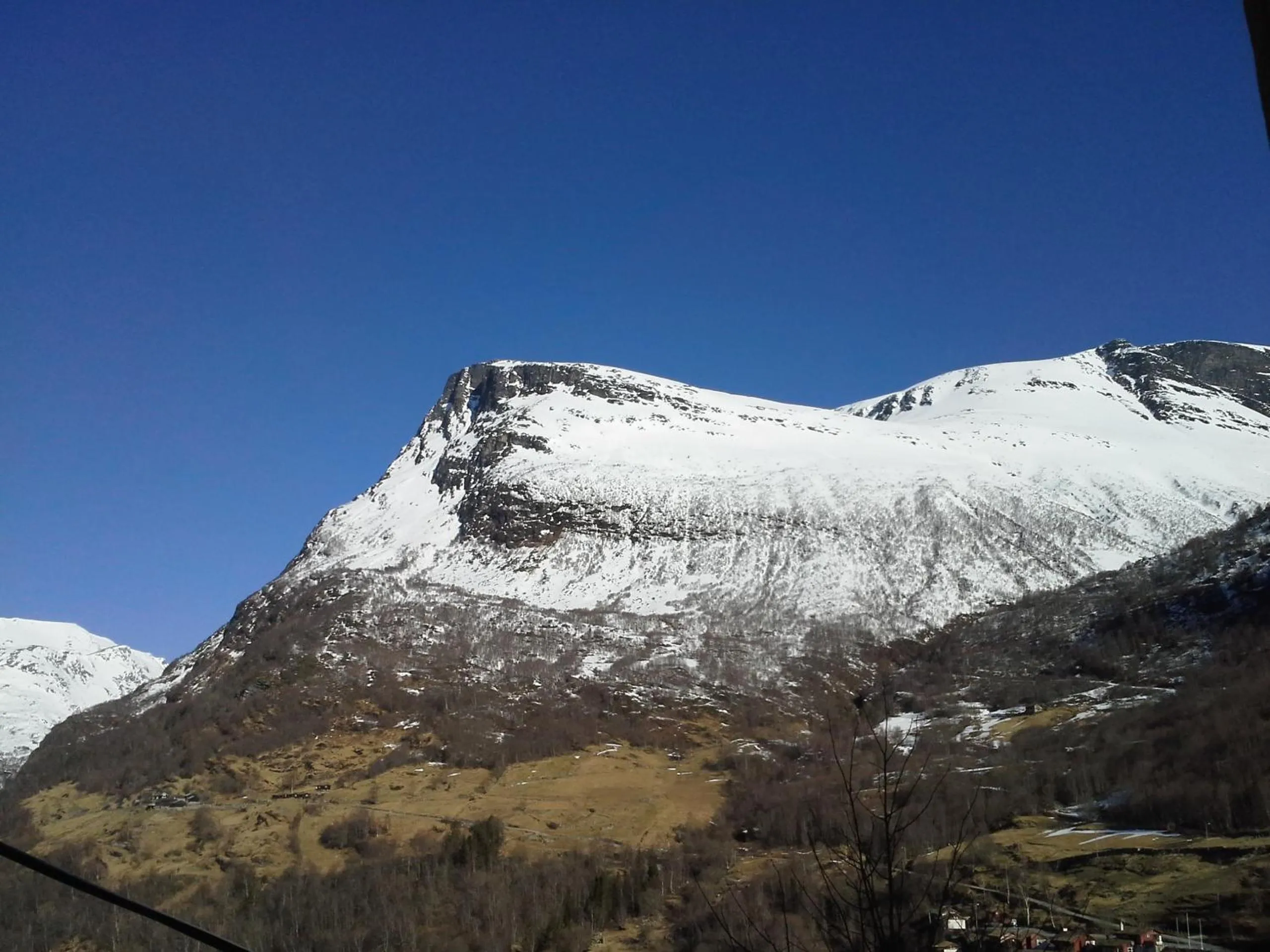 Spring in Lunheim in Geiranger