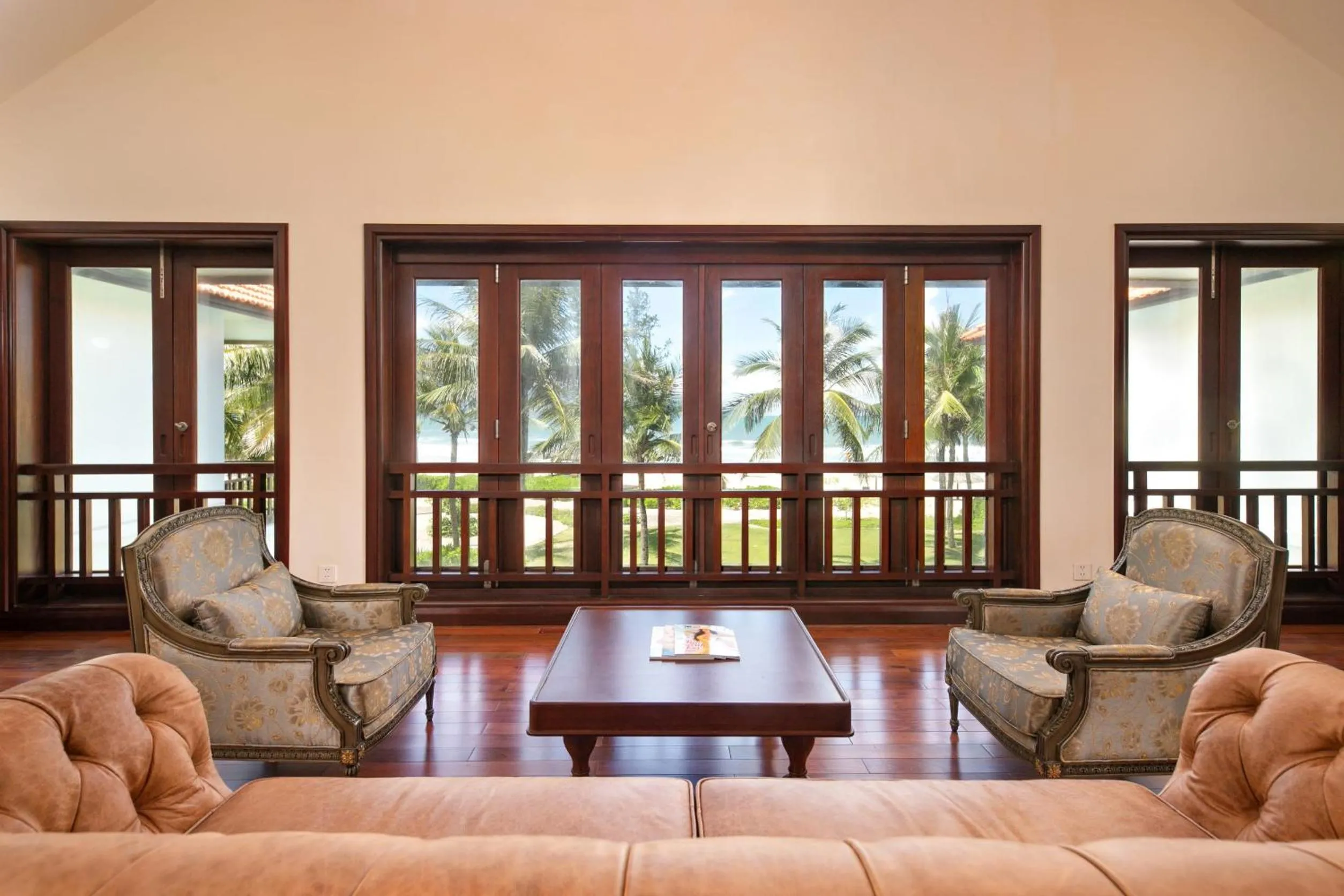 Living room in Resort Villas Da Nang By Abogo