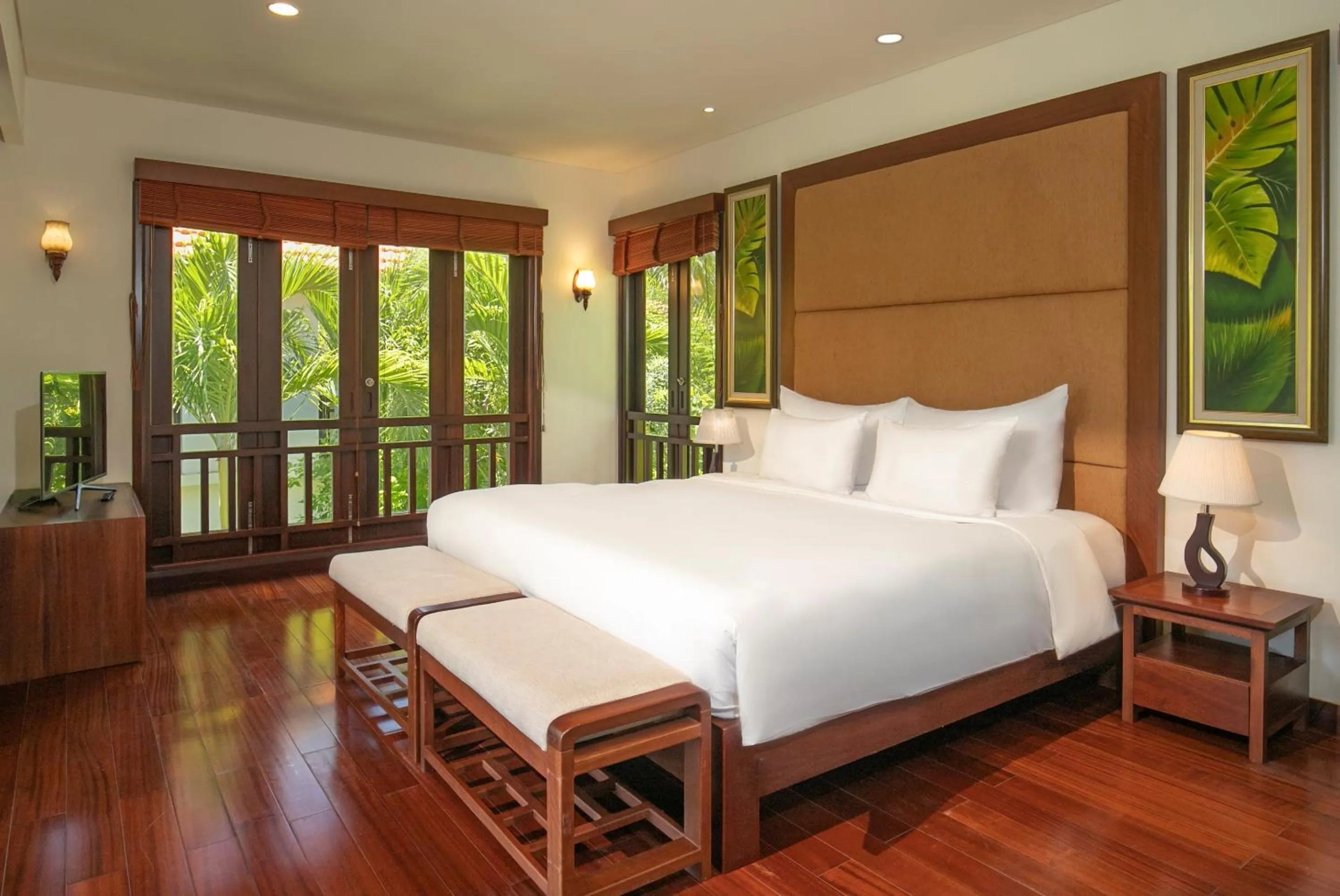 Bed in Resort Villas Da Nang By Abogo