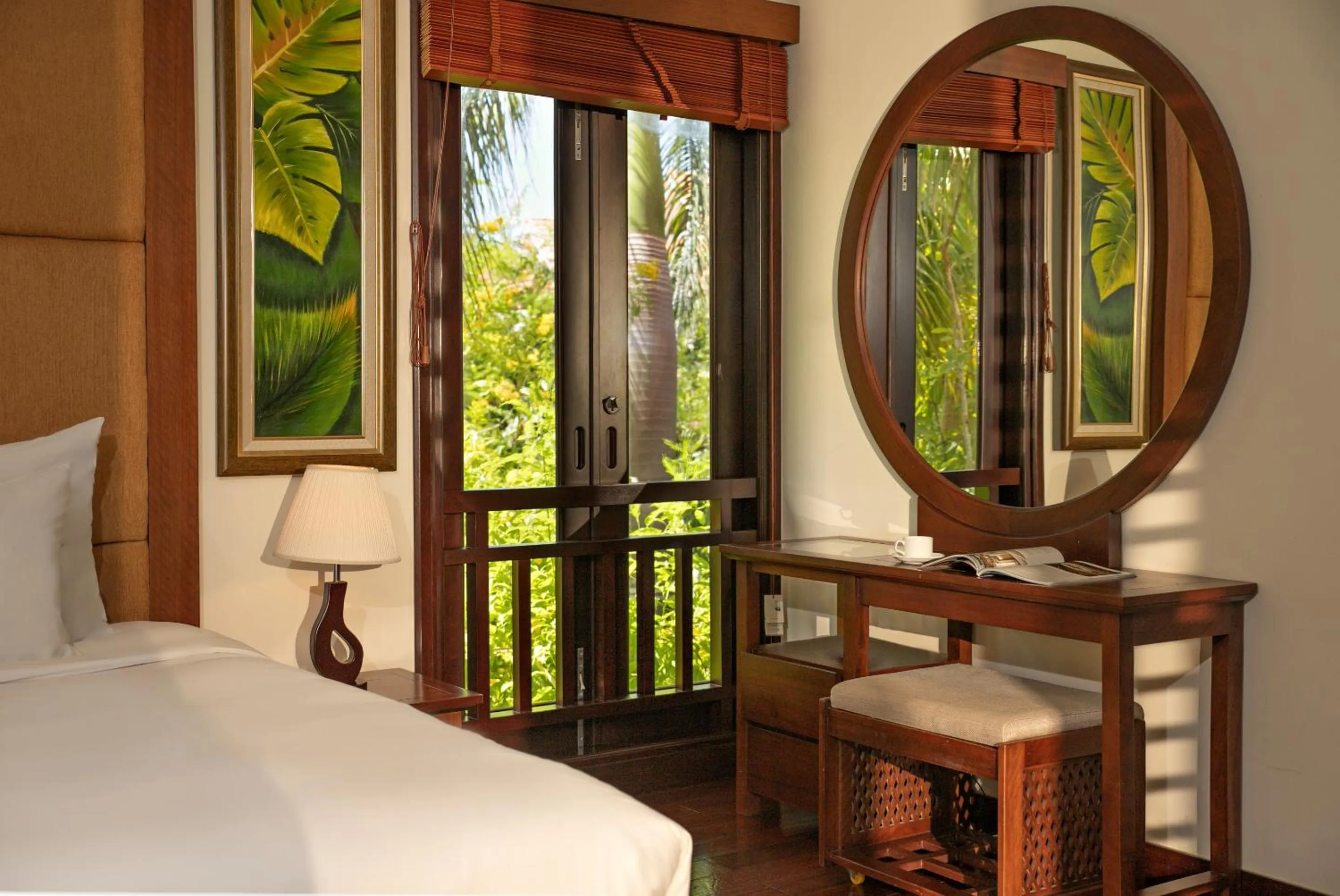 Bed in Resort Villas Da Nang By Abogo