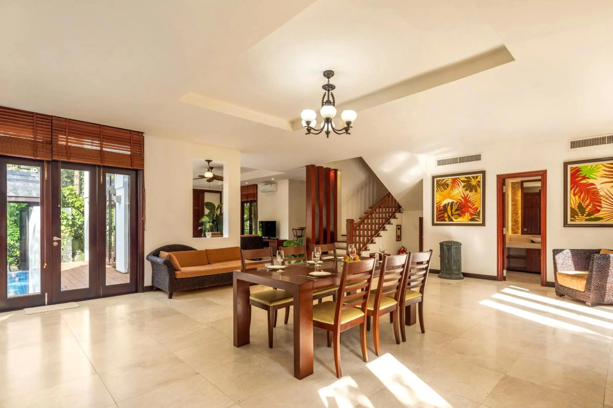 Kitchen or kitchenette in Resort Villas Da Nang By Abogo