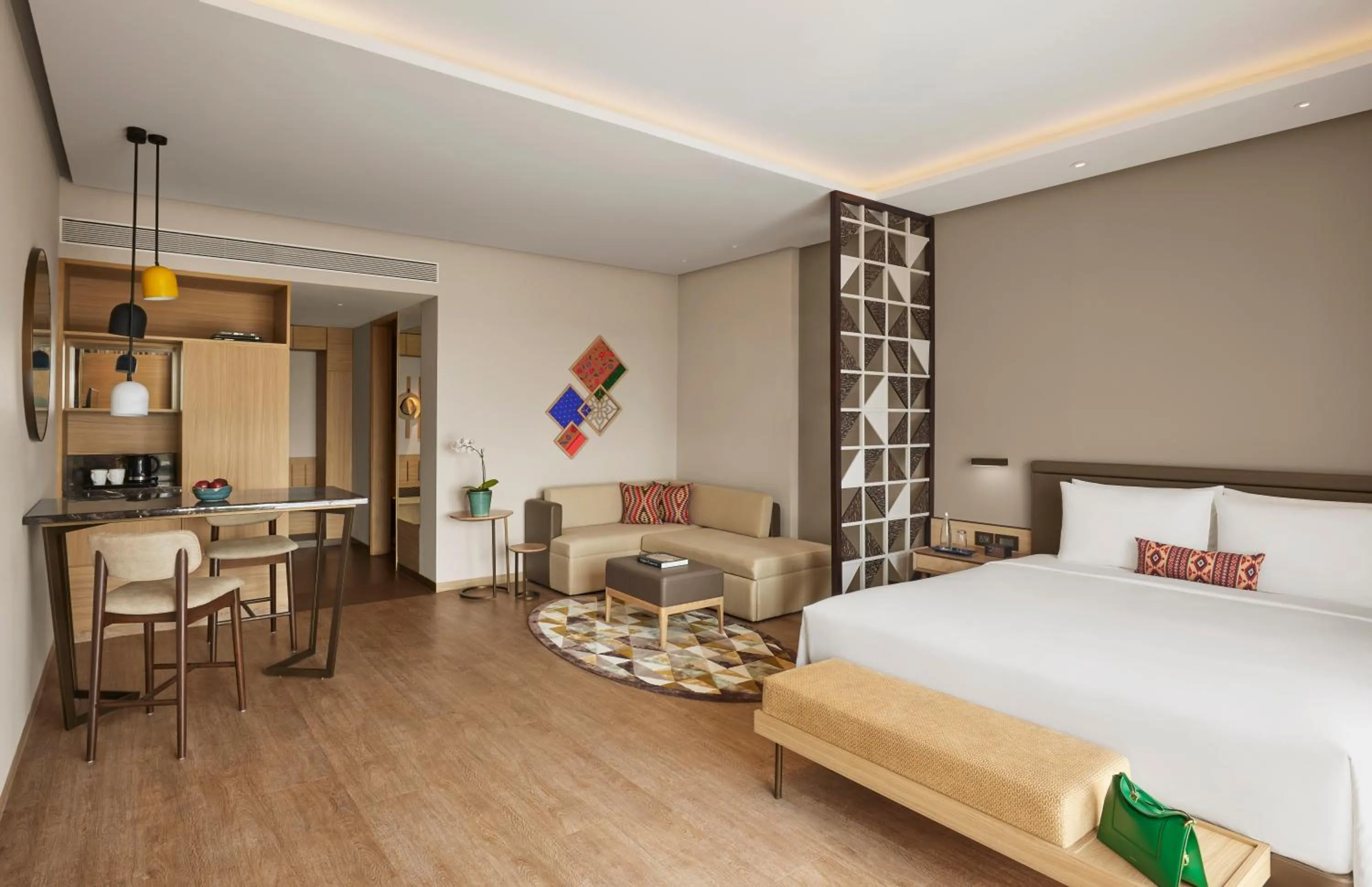 Bed in Hyatt Place Aurangabad Airport