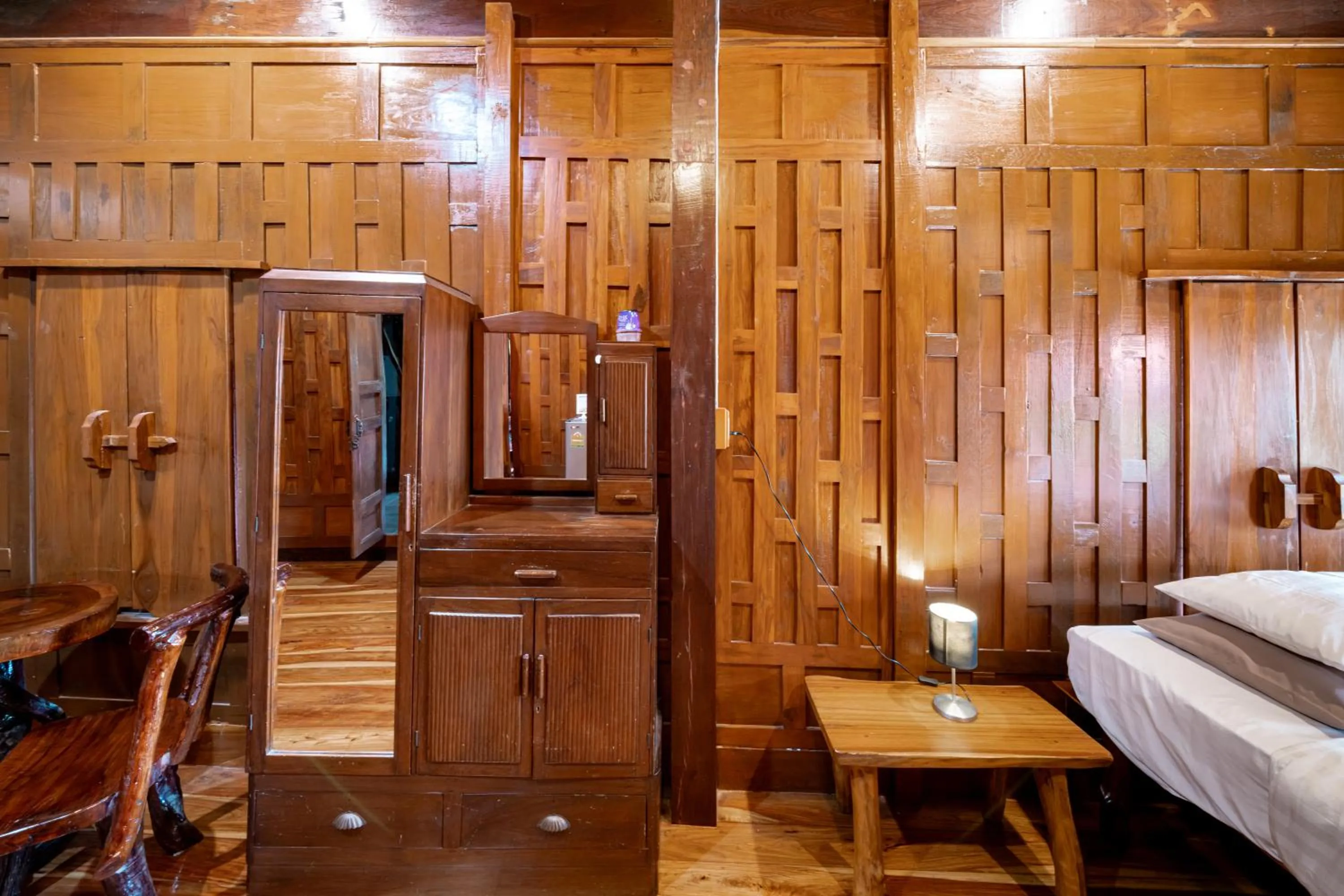 Bed in Athithara Homestay