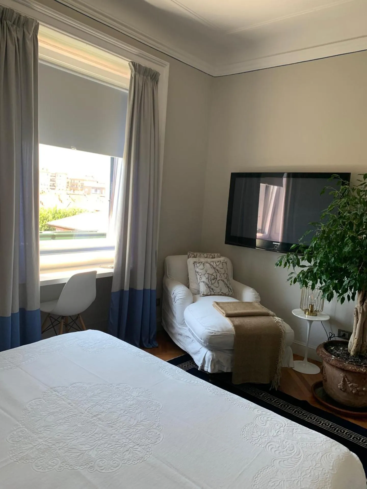 Bed in Pattini Guest House