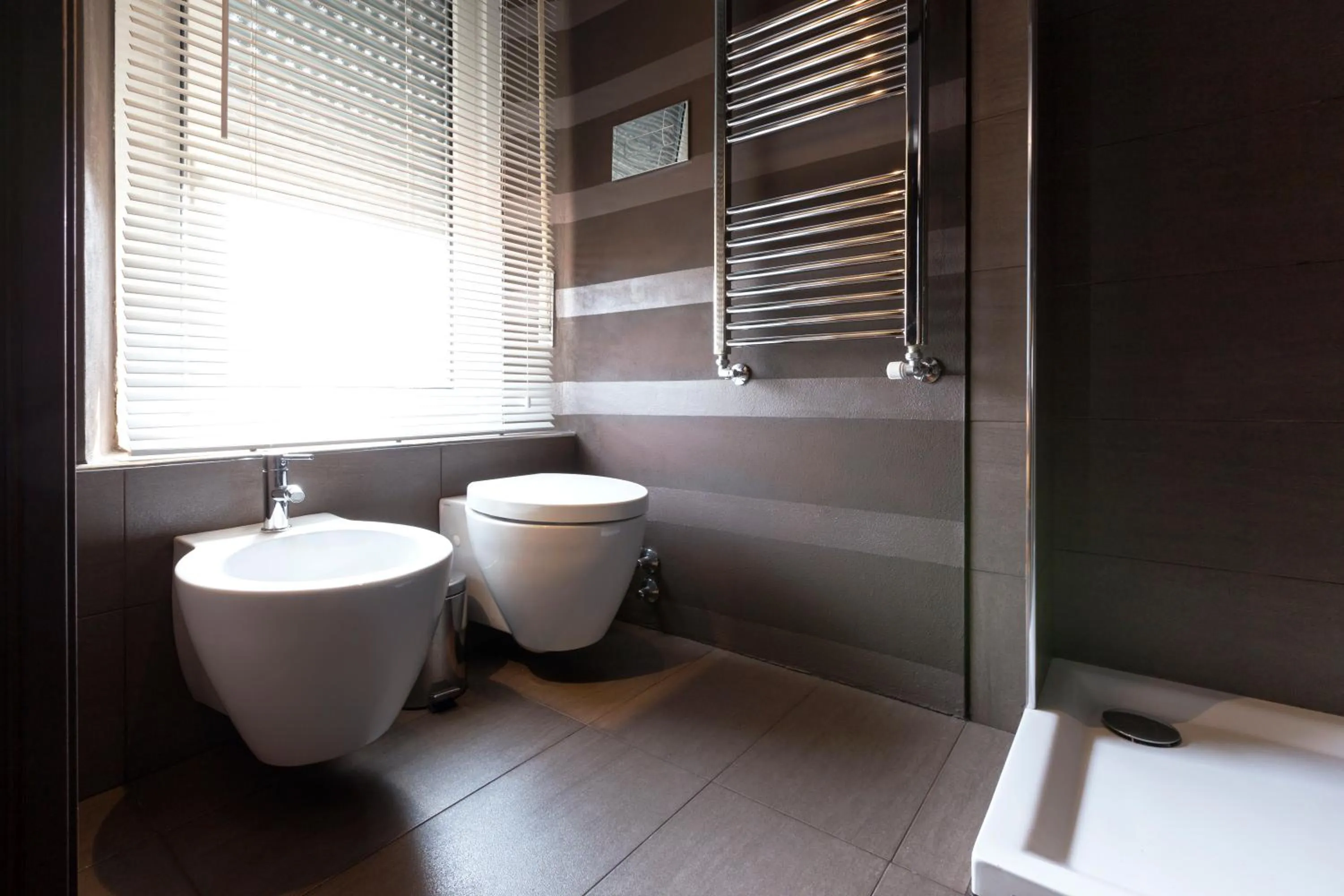 Shower in Pattini Guest House