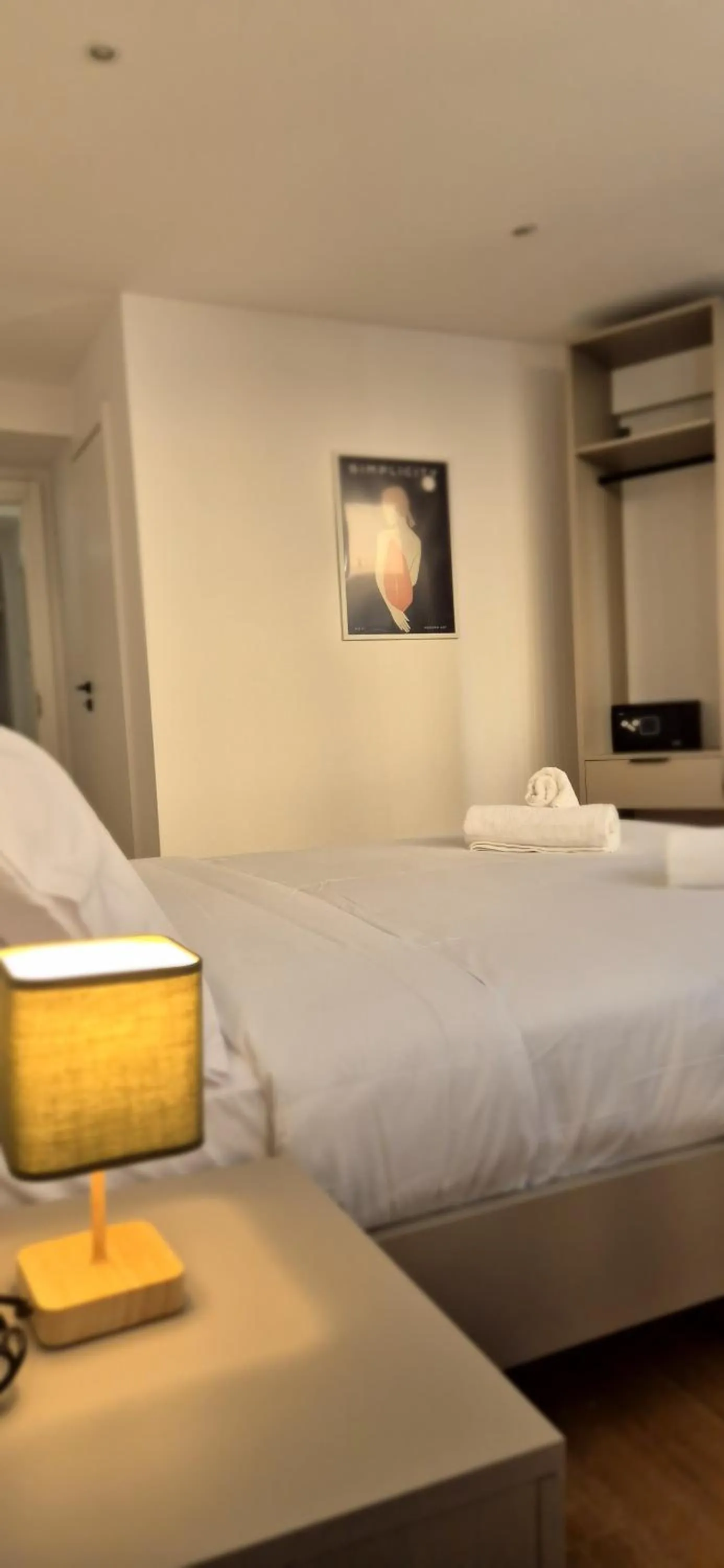 Bed in Figleaf Kypseli