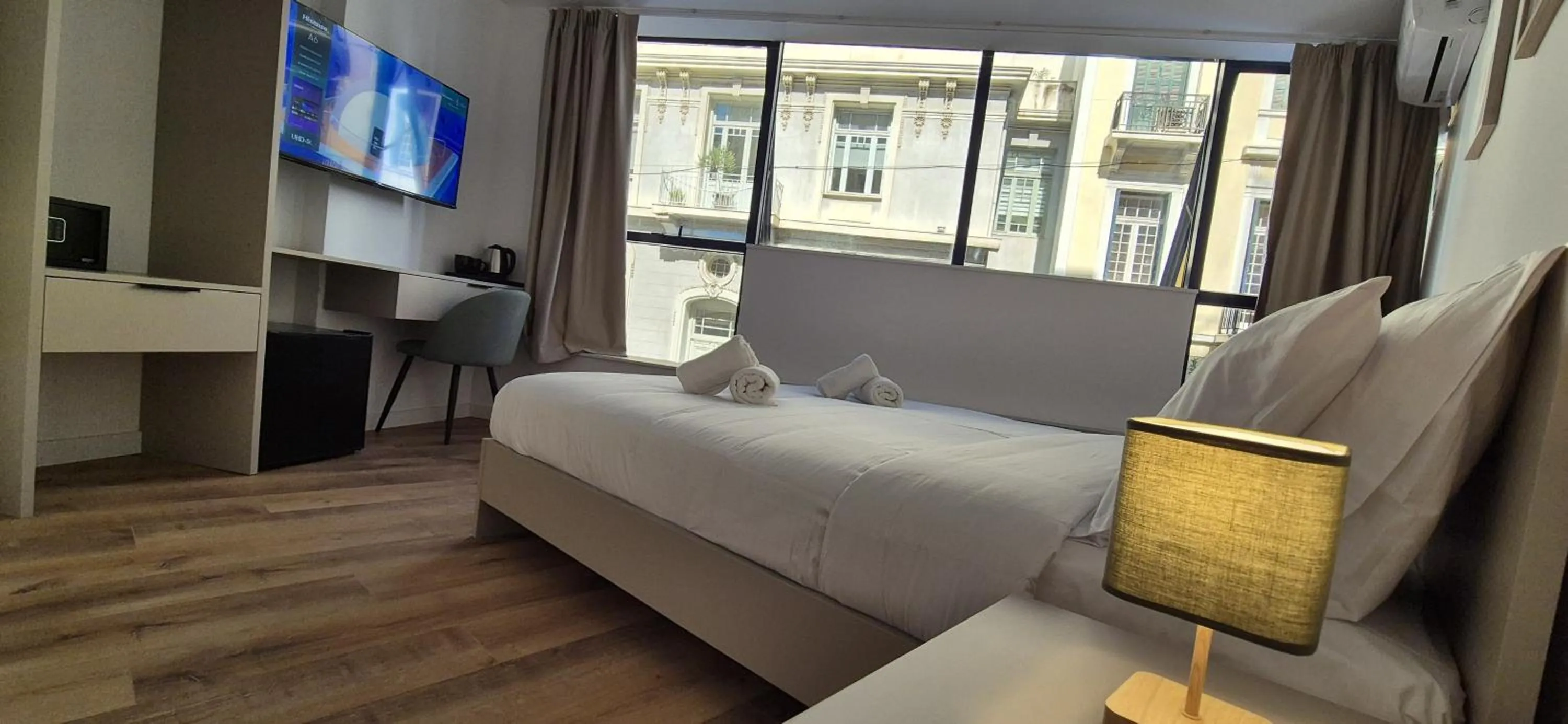 Bed in Figleaf Kypseli