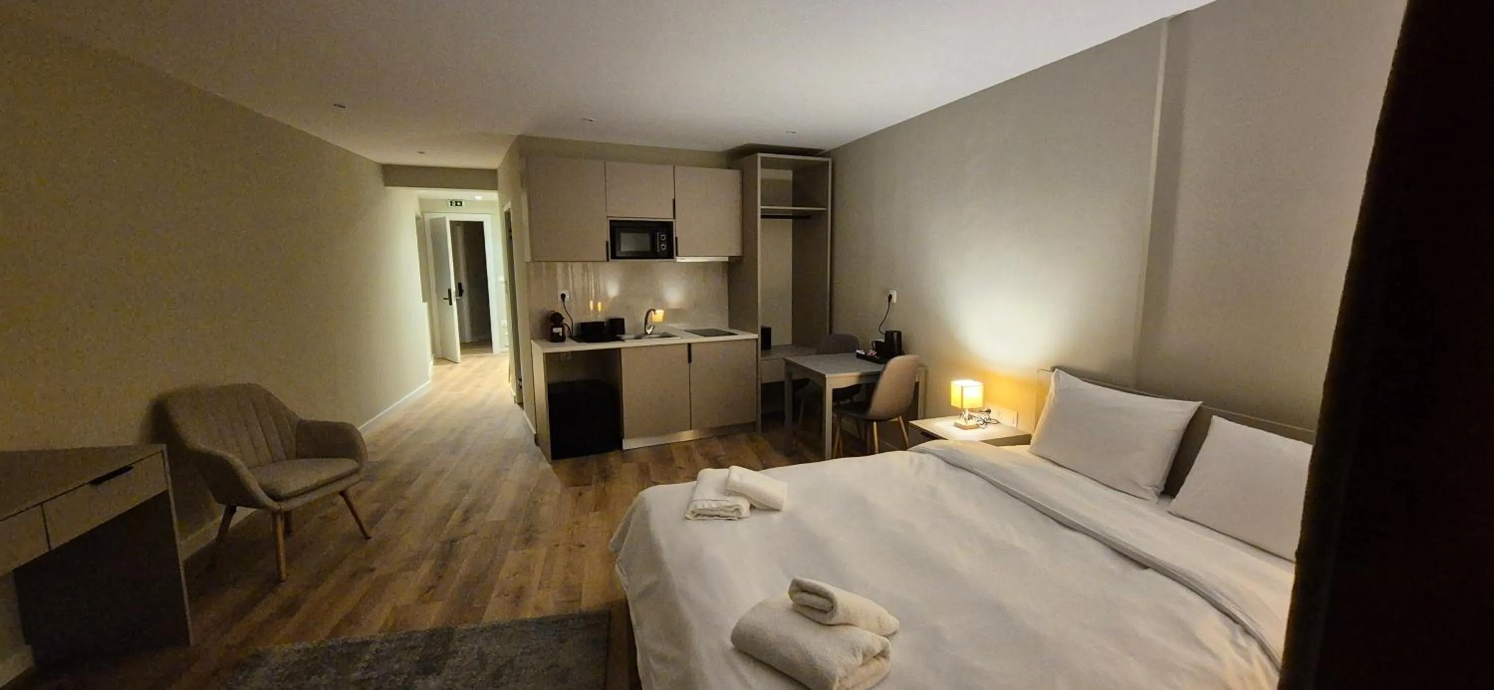 Bed in Figleaf Kypseli