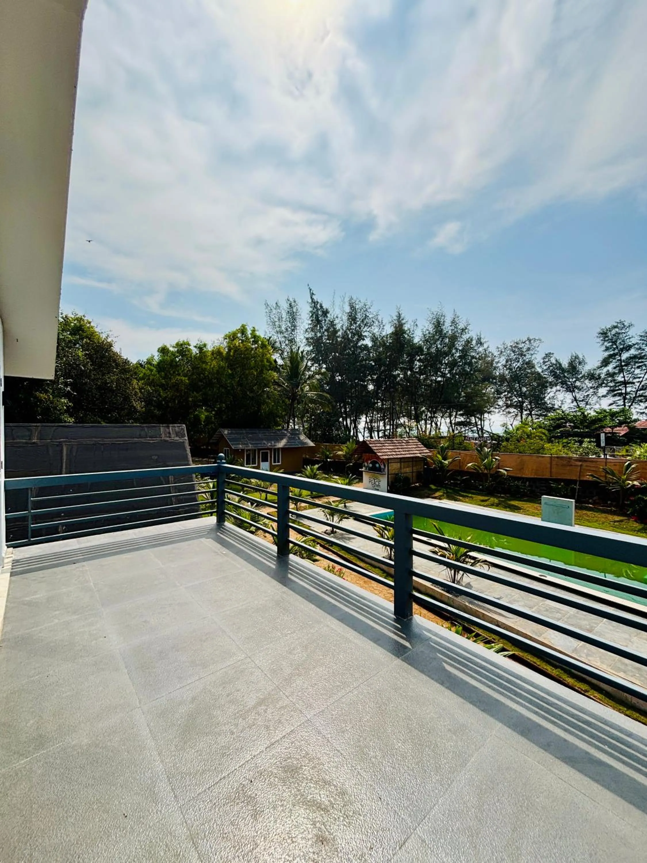 Day in Peace Garden Beach Resort