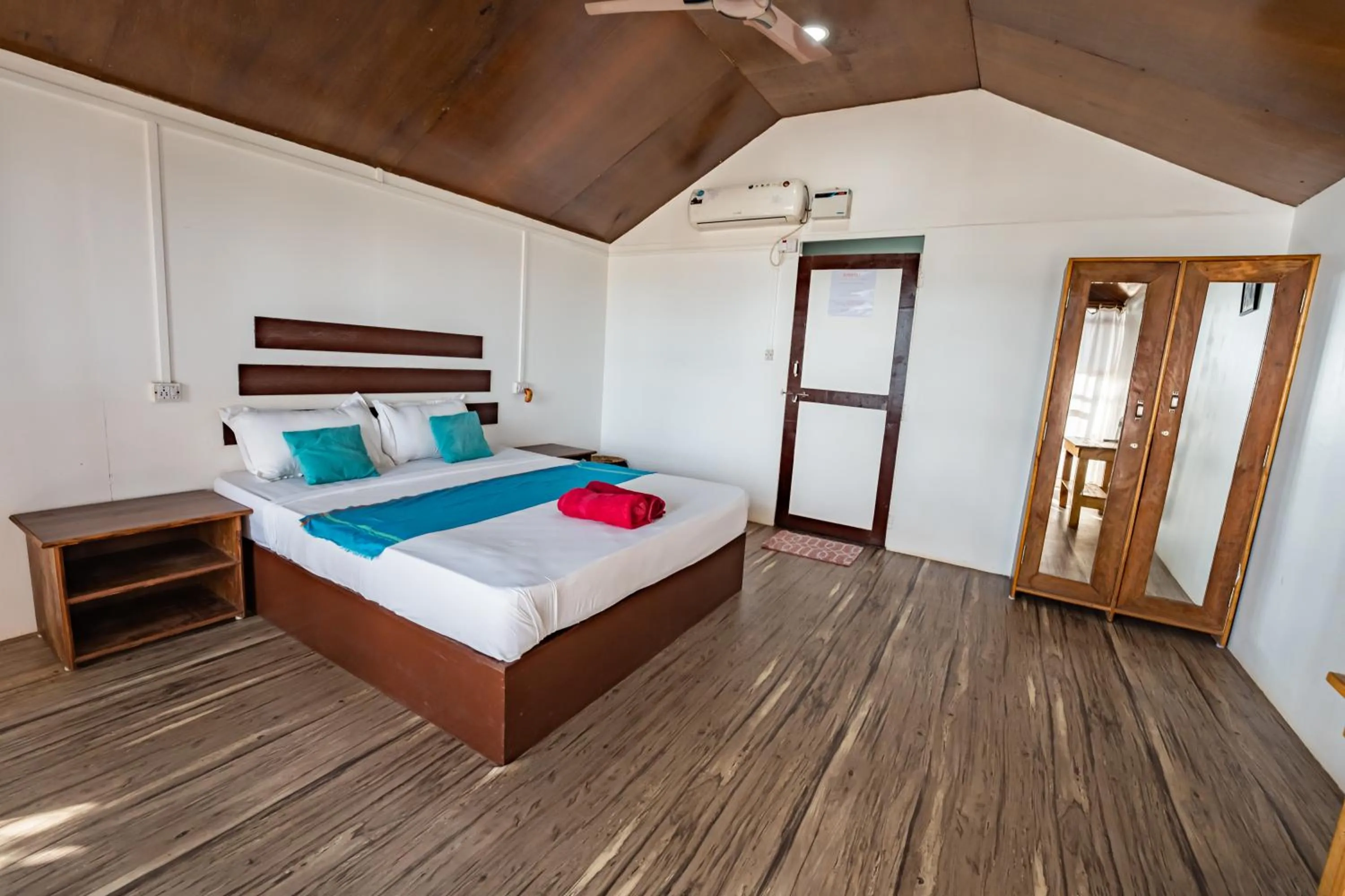 Bed in Peace Garden Beach Resort