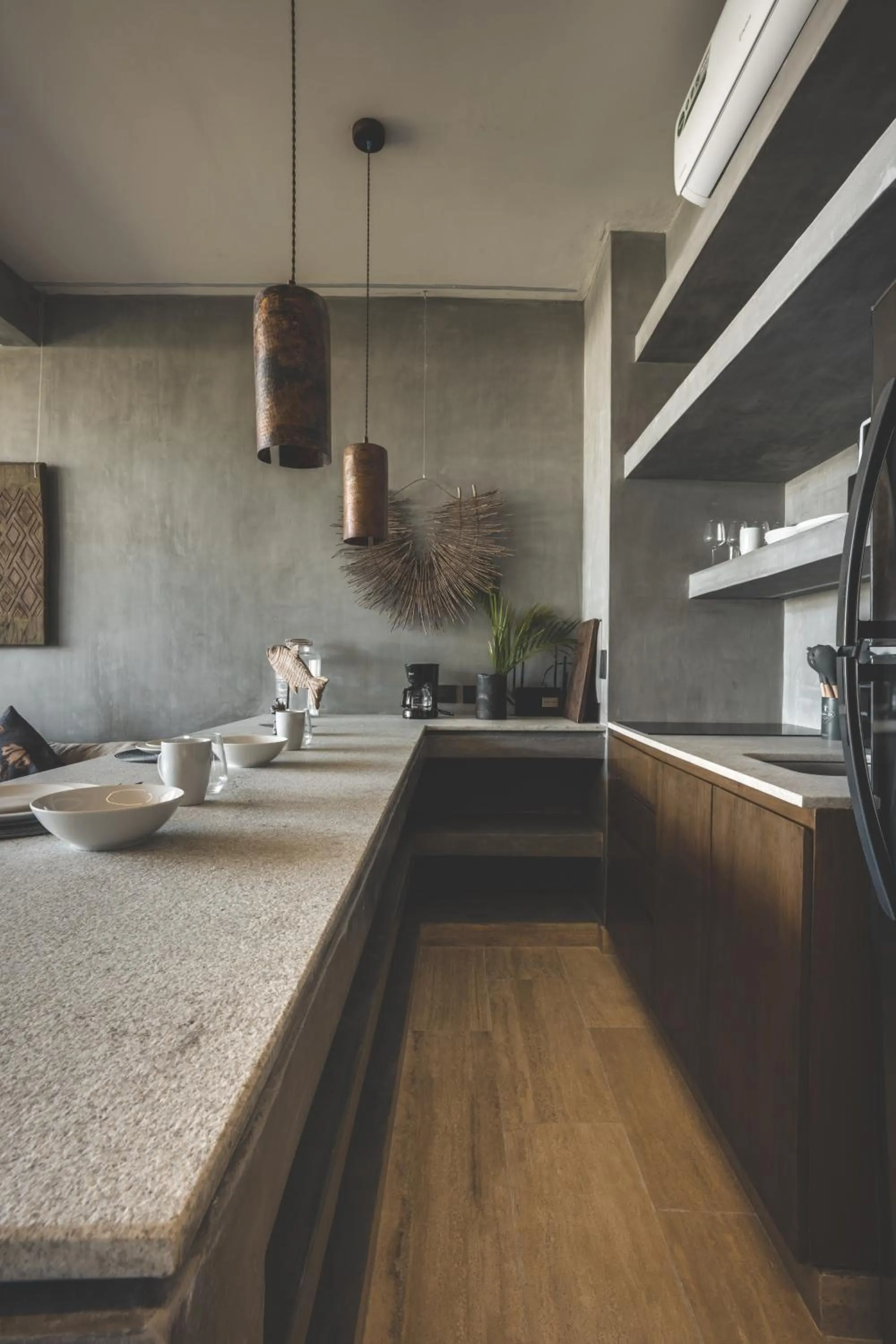 Kitchen or kitchenette in Urbano by Sundara